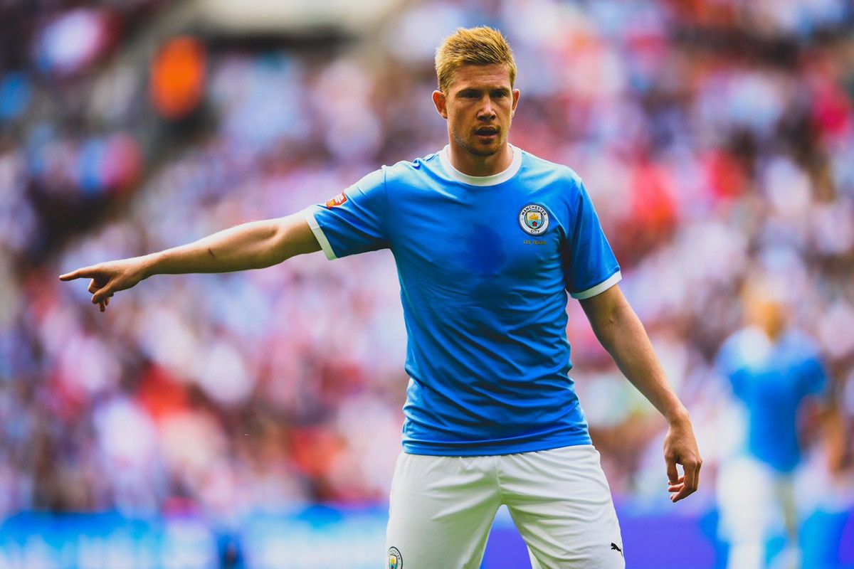 Puma Manchester City 19/20 special jersey #17 De Bruyne Size US L / EU 52-54 / 3 - 11 Thumbnail