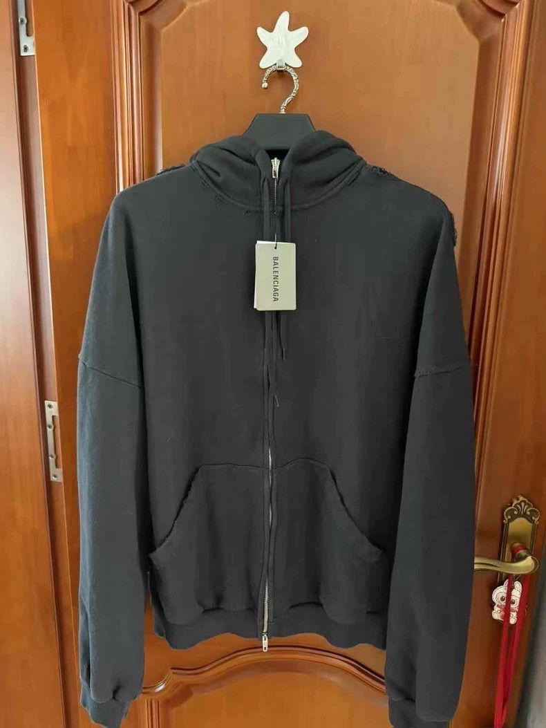 Balenciaga Balenciaga Red tape coat Size US XL / EU 56 / 4 - 2 Thumbnail