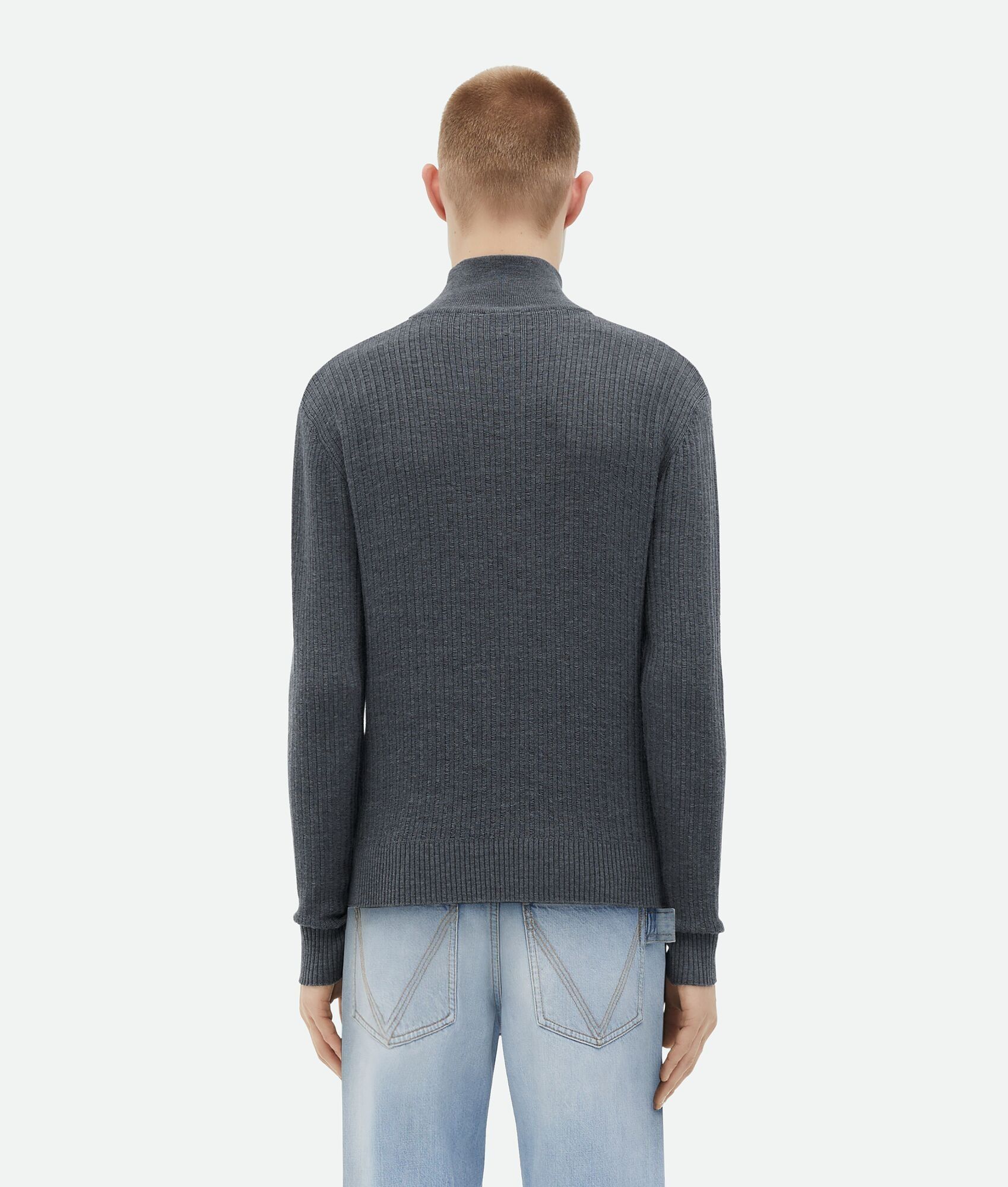 Bottega Veneta o1bcso1str0225 Light Wool Sweater in Dark Grey Size US M / EU 48-50 / 2 - 4 Thumbnail