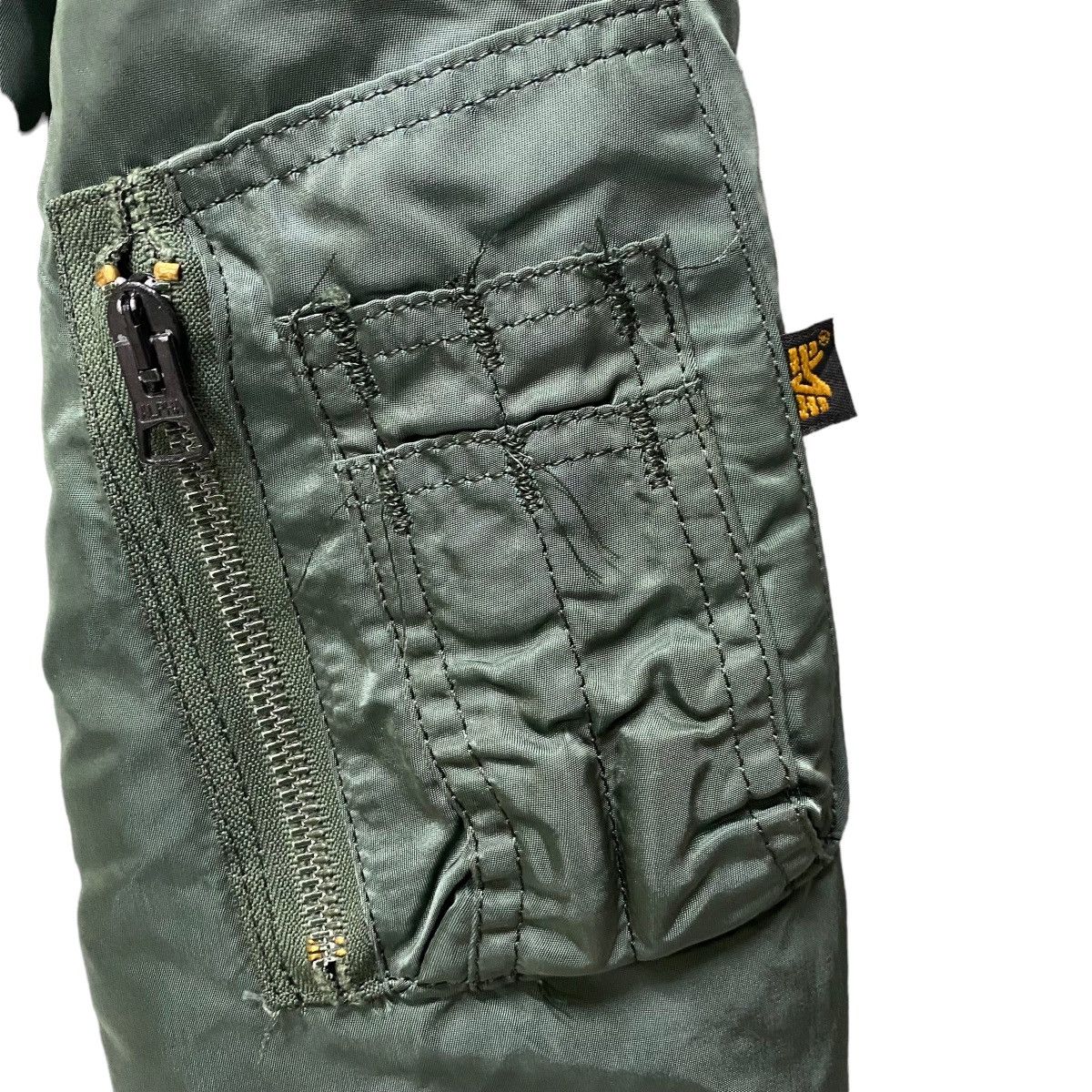 Alpha Industries Alpha Industries reversable bomber jacket Size US L / EU 52-54 / 3 - 8 Thumbnail