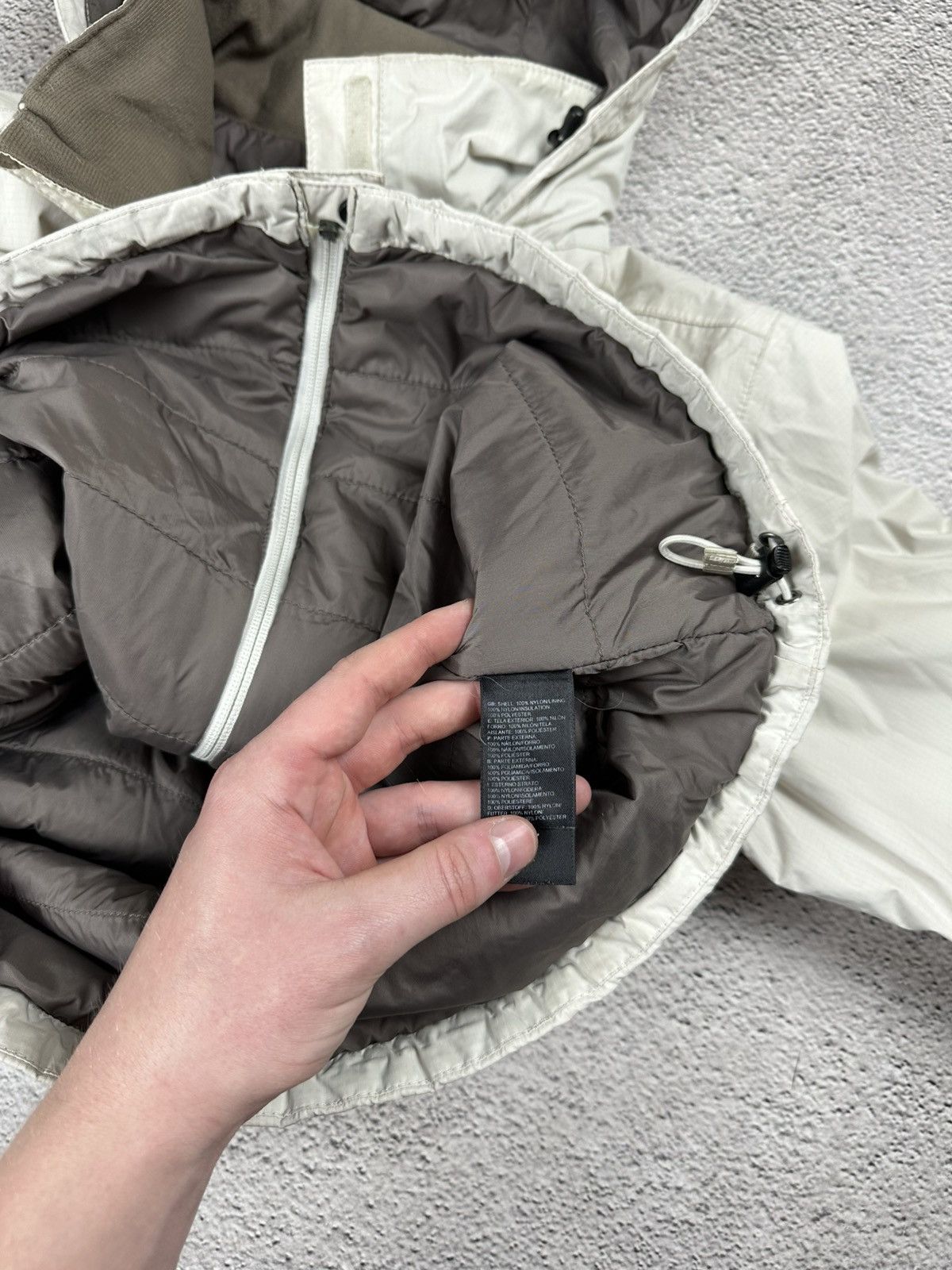 The North Face Vintage The North Face Rain Coat Puffer Jacket HyVent Washed Size M / US 6-8 / IT 42-44 - 12 Thumbnail