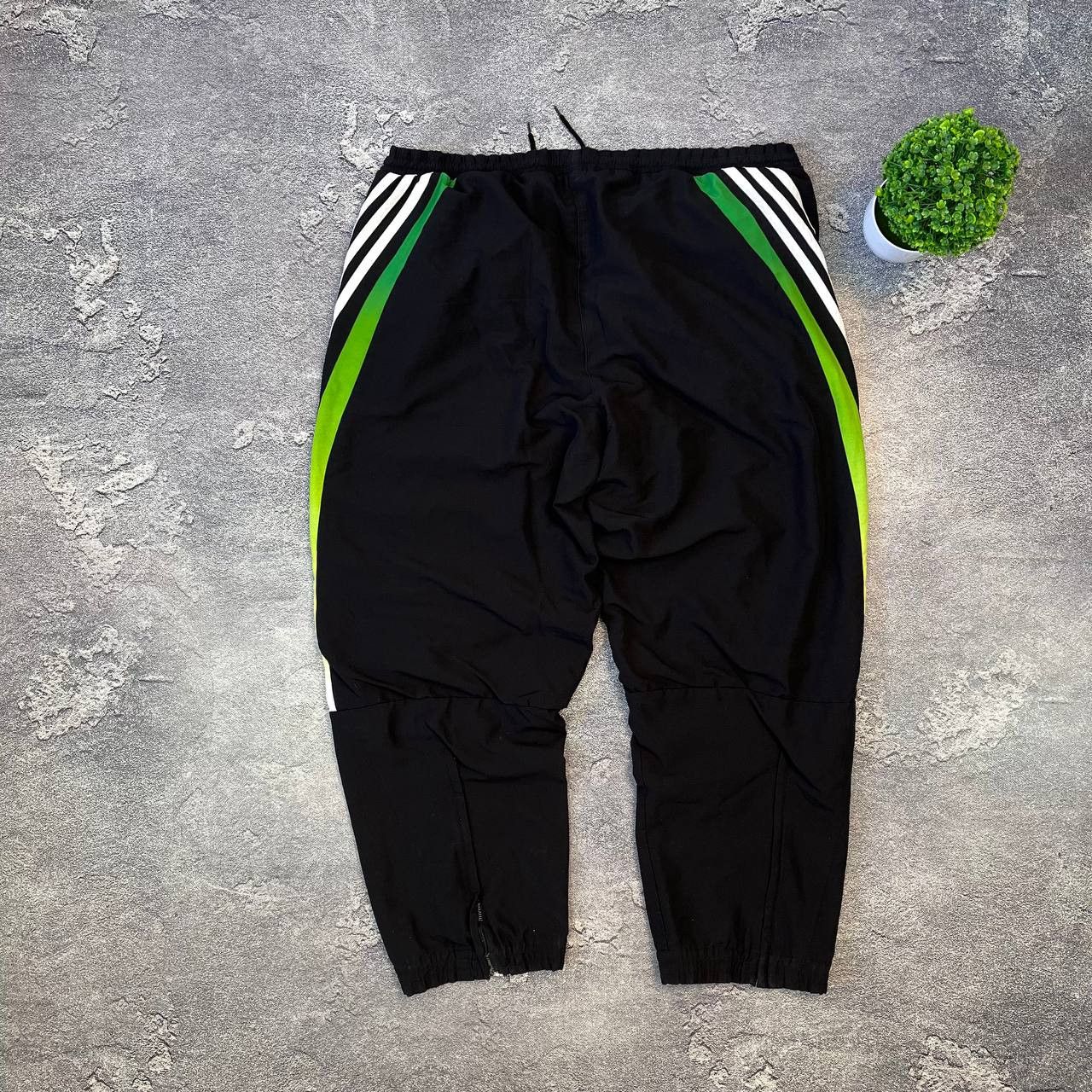 Adidas Vintage 90s Adidas Nylon Windbreaker Track Pants Men's Size US 33 - 14 Thumbnail