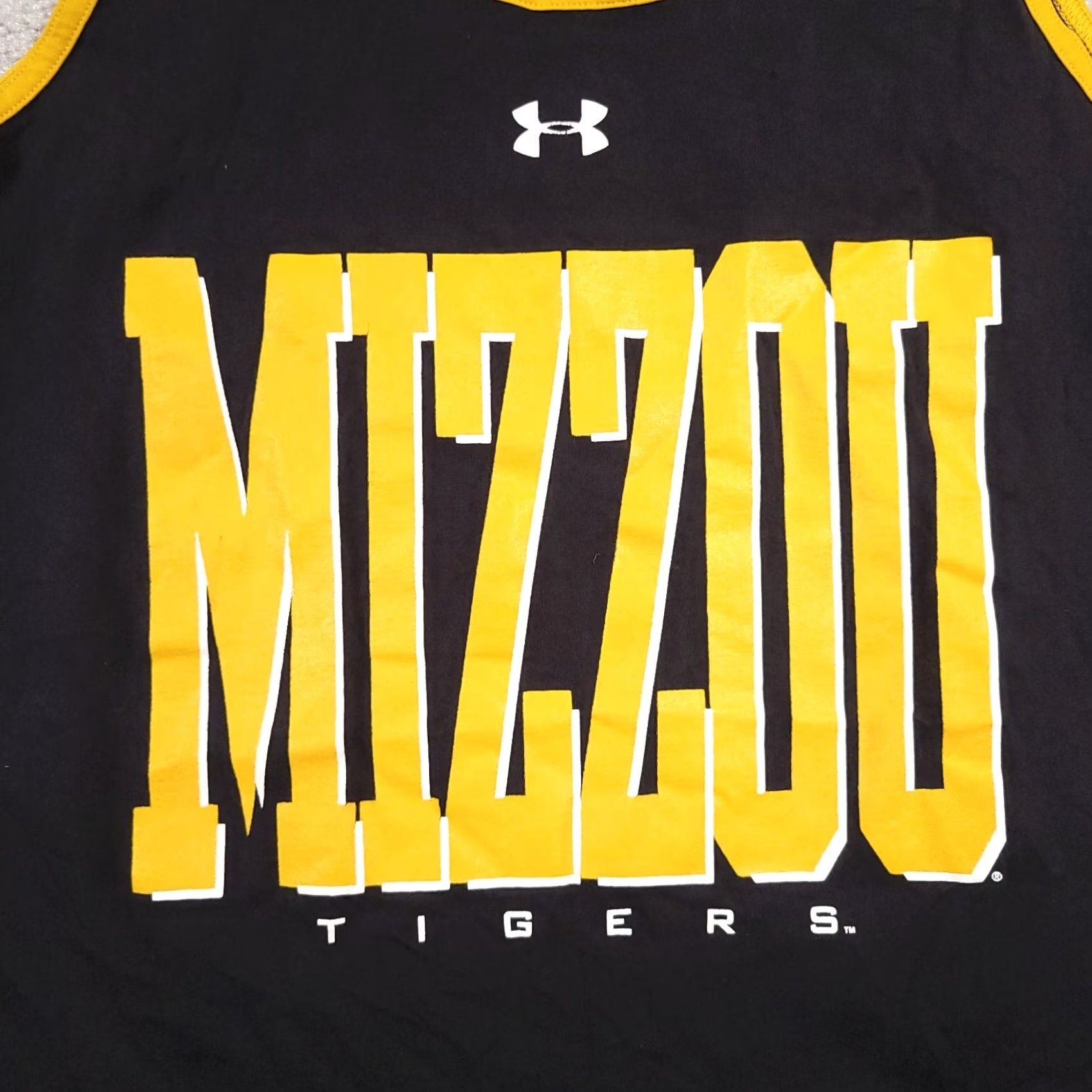 Under Armour Under armour Shirt Mens L Black Tank Charged Cotton Ncaa Mizzou Tigers Heatgear Size US L / EU 52-54 / 3 - 4 Thumbnail