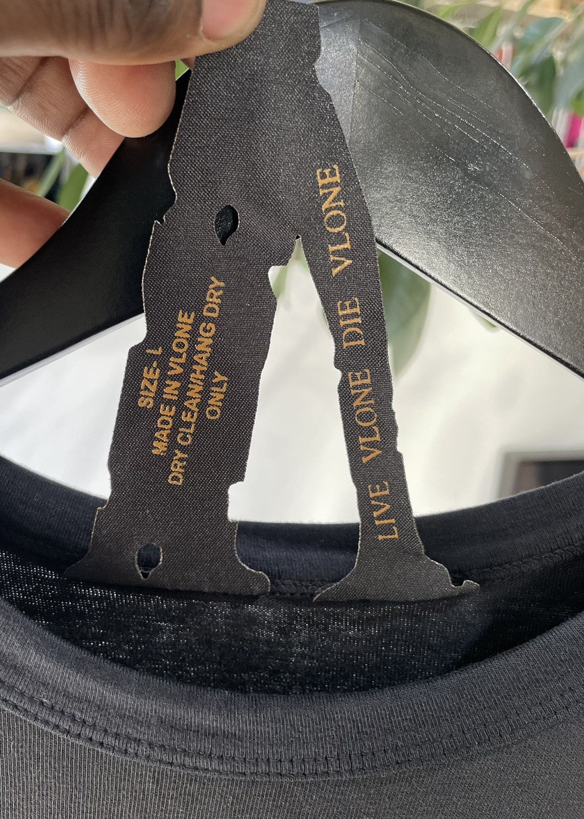 Vlone Vlone Friends Tee Size US L / EU 52-54 / 3 - 4 Thumbnail
