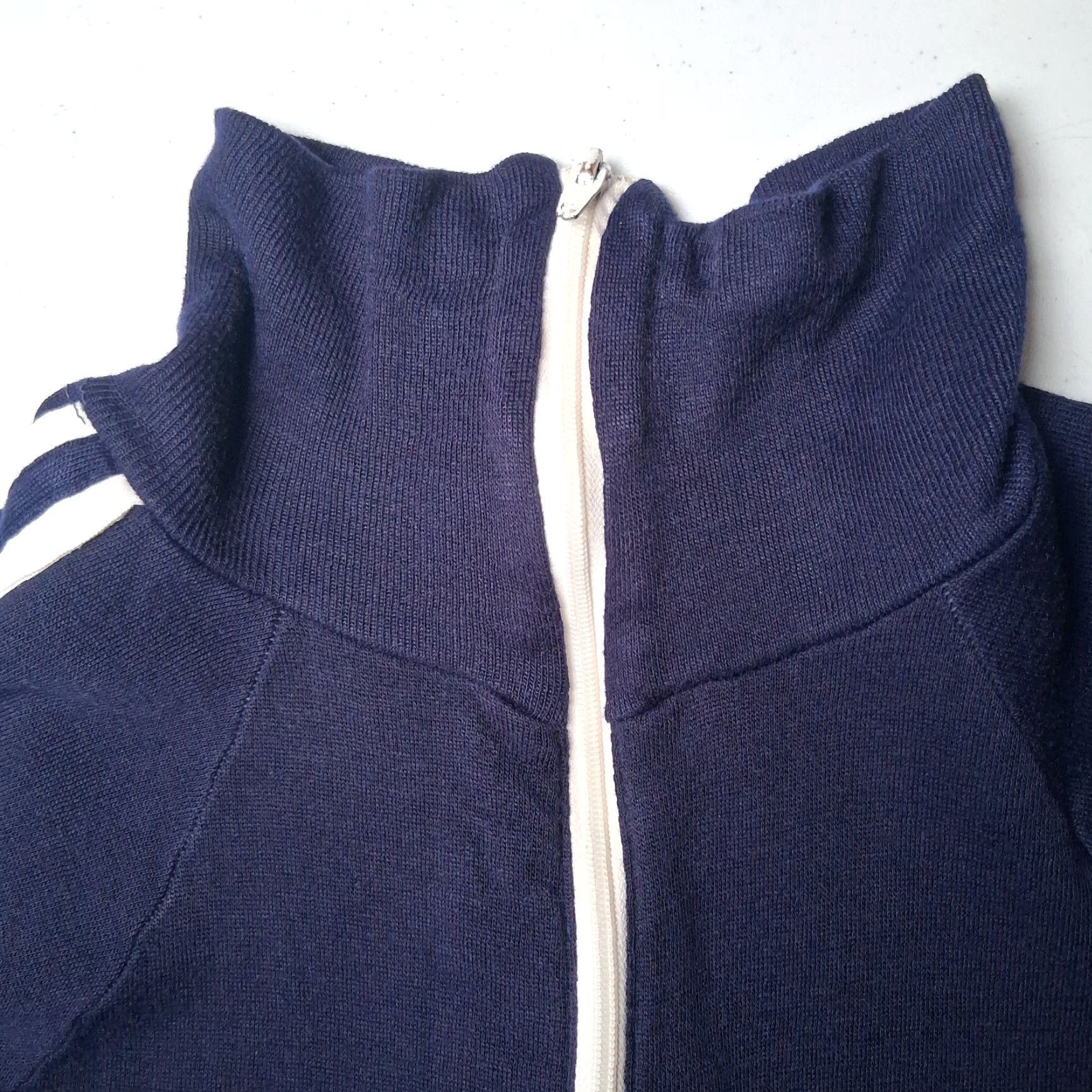 Vintage VINTAGE Track Jacket Men L Full Zip High Neck Collared Stripe Raglan Sleeve Blue-Striped Knit Athletic 1970s 1980s Streetwear Mens Size US L / EU 52-54 / 3 - 7 Thumbnail