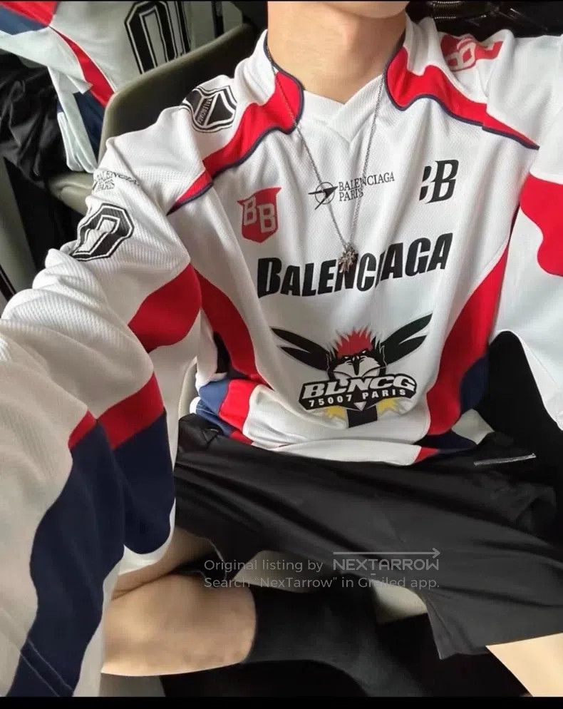 Balenciaga Balenciaga Hockey Jersey Red and White Size US XS / EU 42 / 0 - 6 Thumbnail