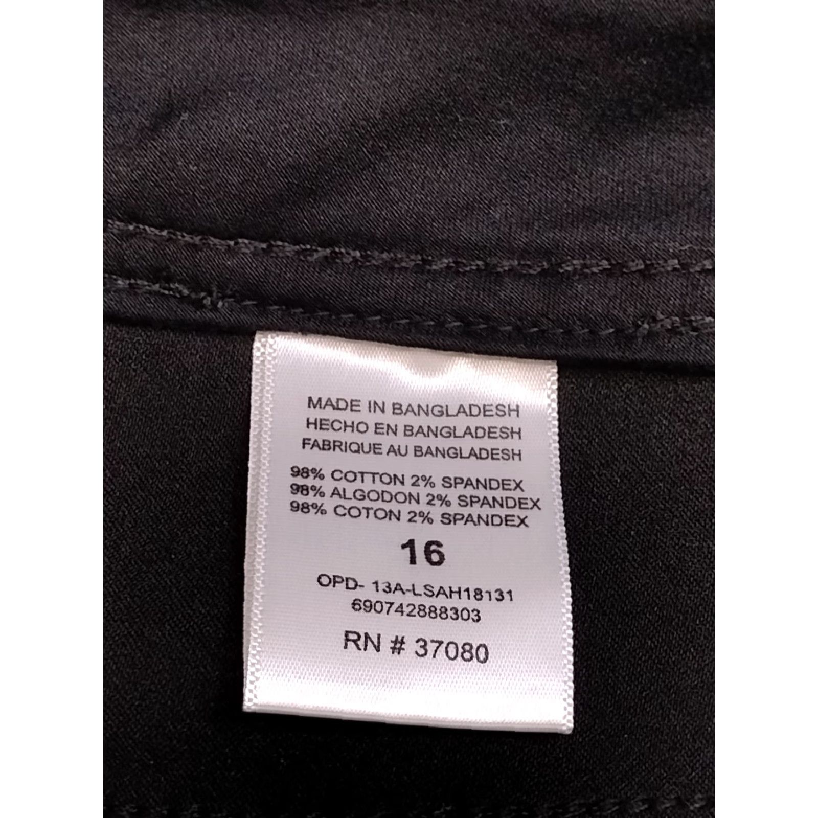Vintage Unbranded Legging Jeans Black Size 16 Jegging Denim Slim Stretch 5-Pocket Closure Zip Womens Regular Adult 28in Inseam Folded Description: Vintage No Size 38" / US 16 / IT 52 - 5 Thumbnail