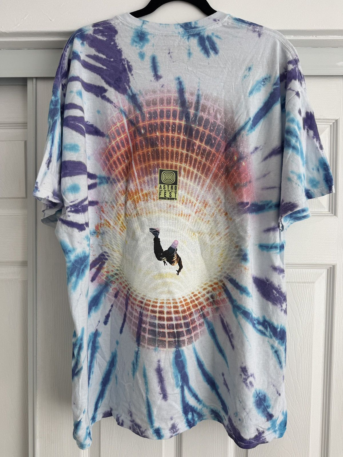 Travis Scott 2021 Travis Scott Astroworld “Man on Fire” Tie Dye XL Size US XL / EU 56 / 4 - 2 Thumbnail