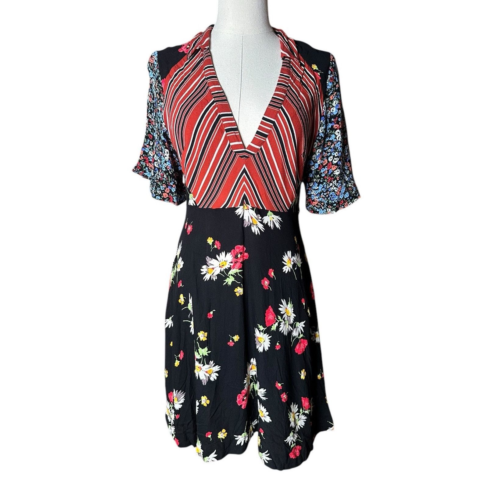 Free People Free People Mix It Up Printed Patchwork Mini Dress Boho 8 Size M / US 6-8 / IT 42-44 - 1 Thumbnail