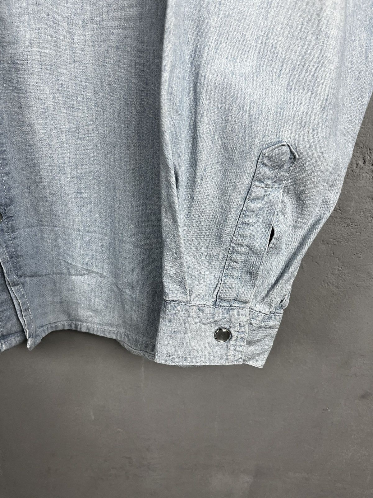 Levi's × Levi's Vintage Clothing × Vintage Levi’s denim shirt vintage 90s Size US M / EU 48-50 / 2 - 4 Thumbnail