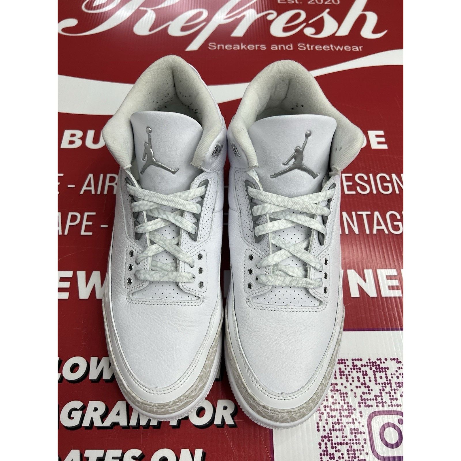 Jordan Brand Air Jordan 3 'Pure Money' Size 10.5, CT8532-111 Size US 10.5 / EU 43-44 - 2 Thumbnail