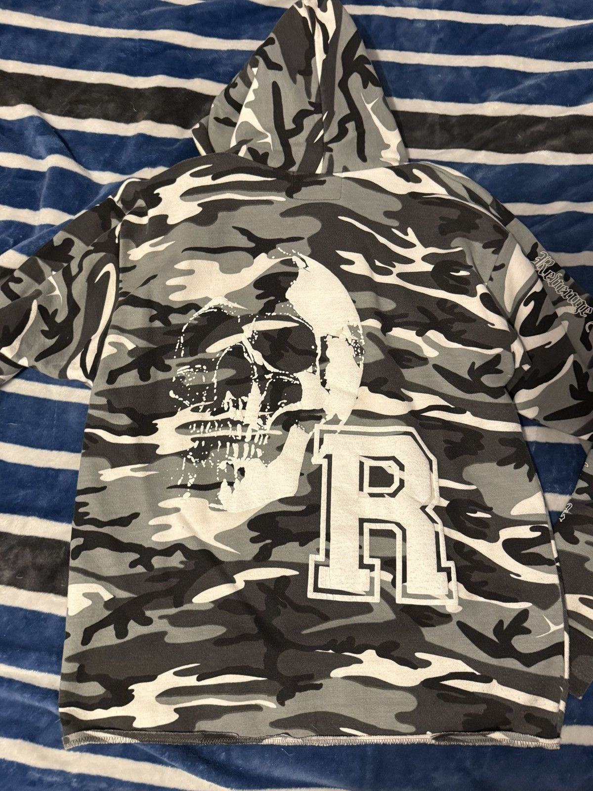 Revenge Revenge japan exclusive snow archive Size US M / EU 48-50 / 2 - 5 Thumbnail