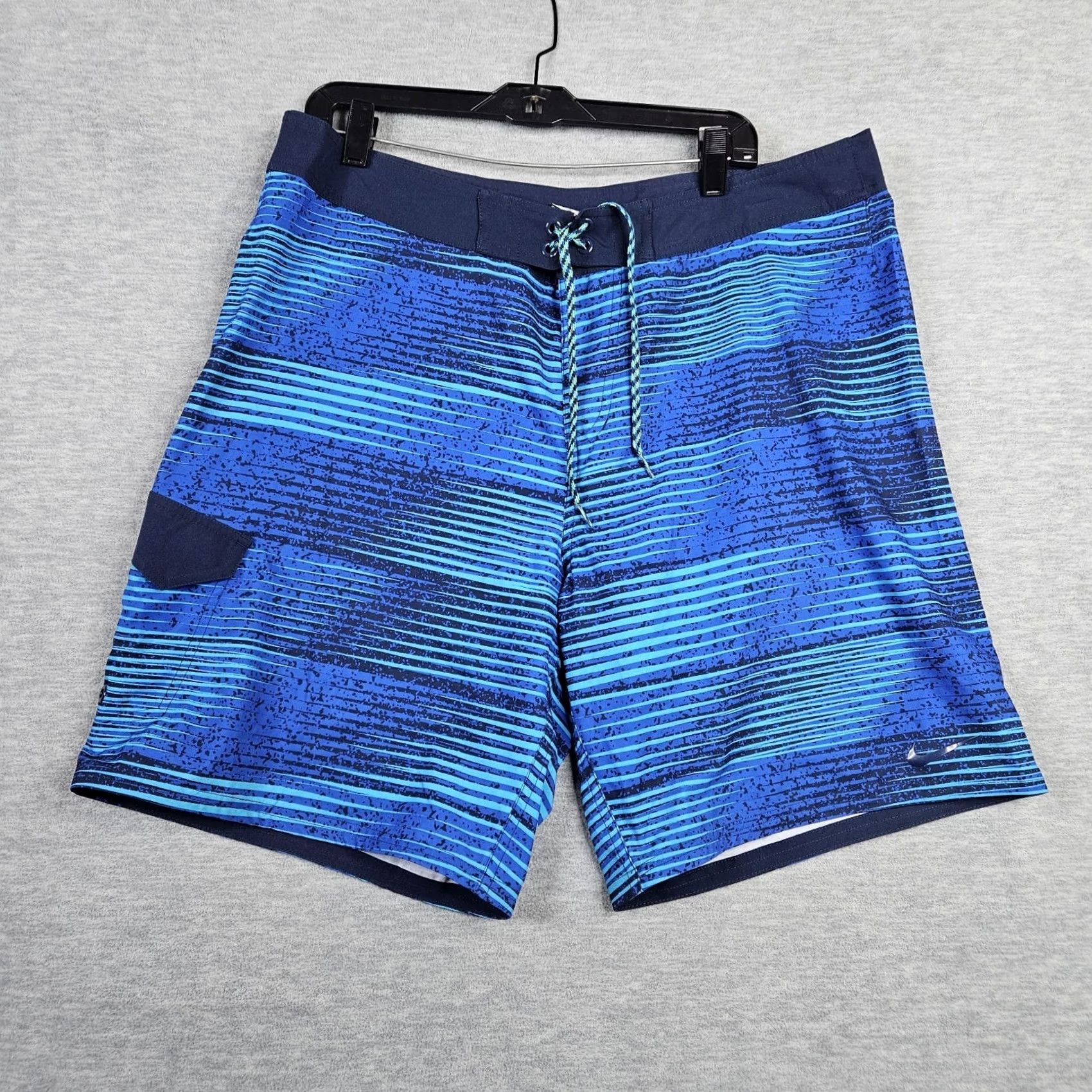 Nike Nike Men Size 38 Multicolor Striped Drawstring Swim Trunks Bottom Nike Mens Shorts Beach Surfing Recreational 90s? Size ONE SIZE - 2 Thumbnail