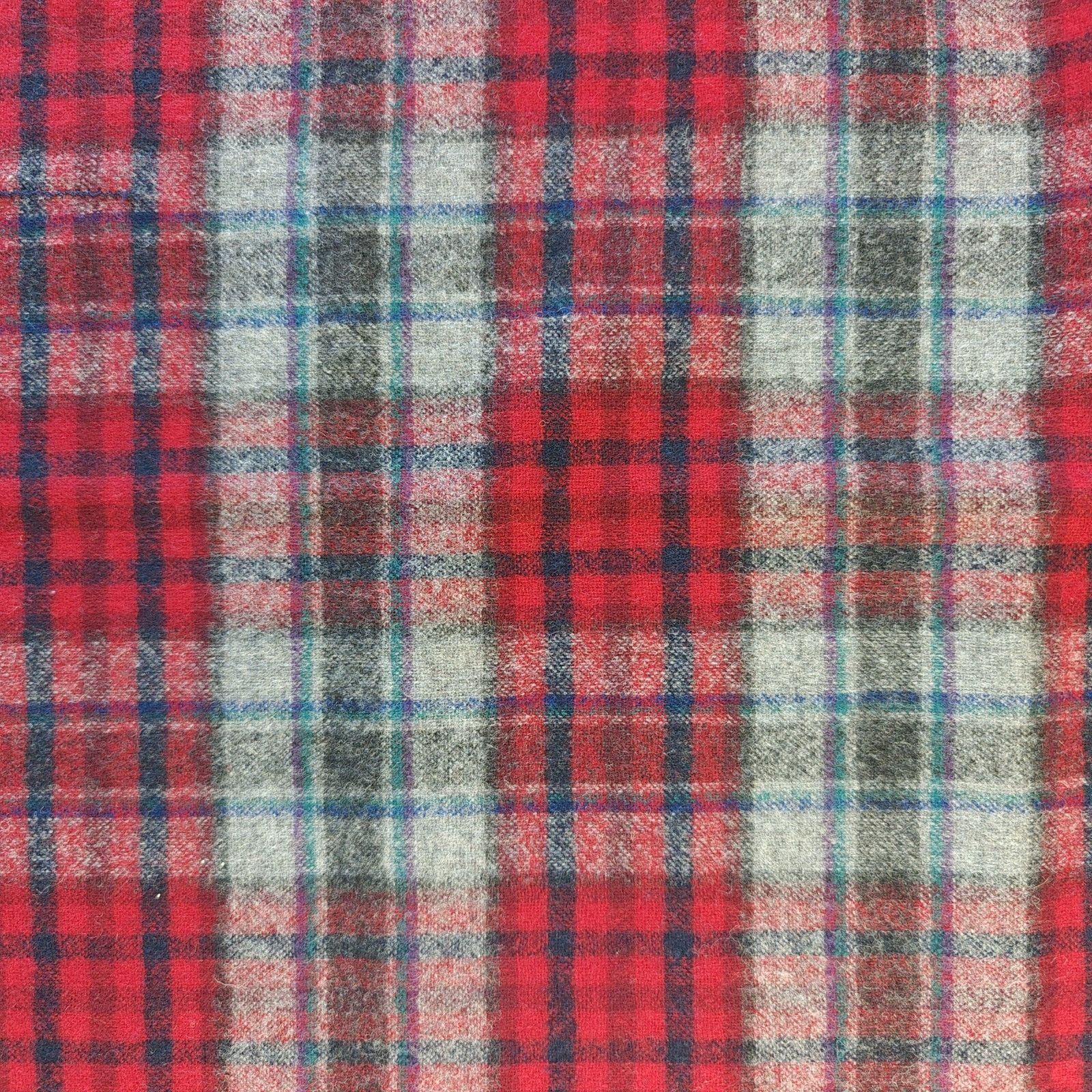 Pendleton Vintage Pendleton plaid fringed 100% virgin wool scarf Size ONE SIZE - 3 Thumbnail