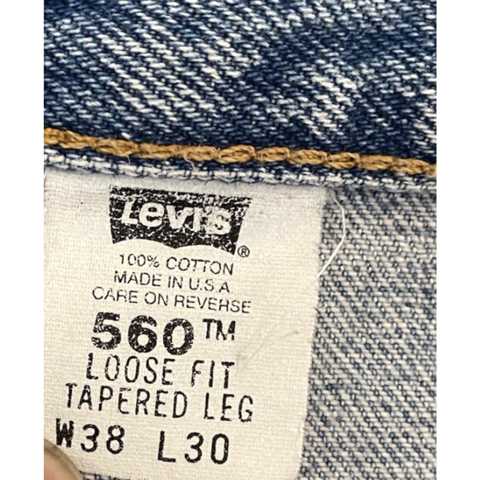 Levi's VTG Levi’s 560 Jeans Men’s 38x30 Blue Made In USA USA 90s Pockets Jeans Mens Size US 38 / EU 54 - 3 Thumbnail