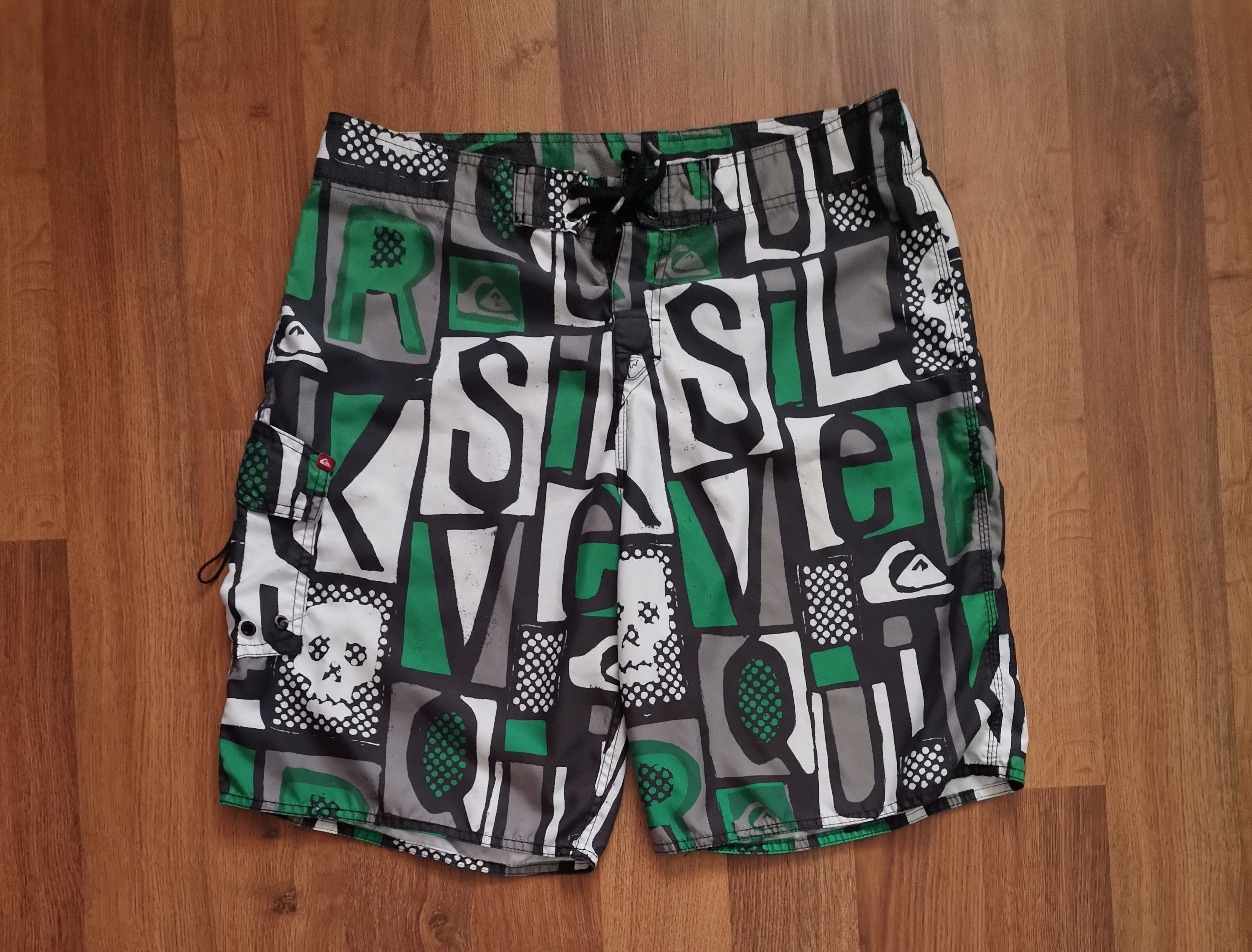 Quiksilver × Vintage Vintage Quiksilver Shorts Size US 34 / EU 50 - 1 Thumbnail