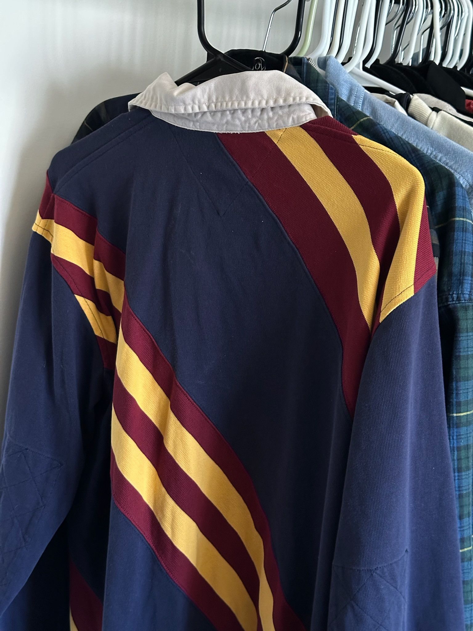 Tommy Hilfiger Vintage 1990s TOMMY HILFIGER Multi Stripe Polo Rugby Shirt Size US L / EU 52-54 / 3 - 2 Thumbnail
