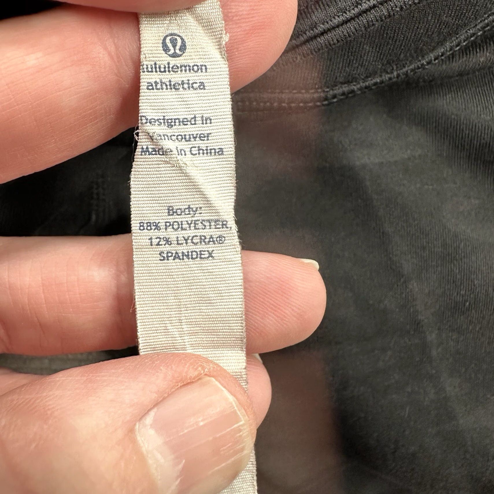 Lululemon Lululemon Wunder Under Crop Leggings Women 8 Gray Camo Polyester Gym Yoga Cropped Athletic 8 Womens Size 30" / US 8 / IT 44 - 4 Thumbnail