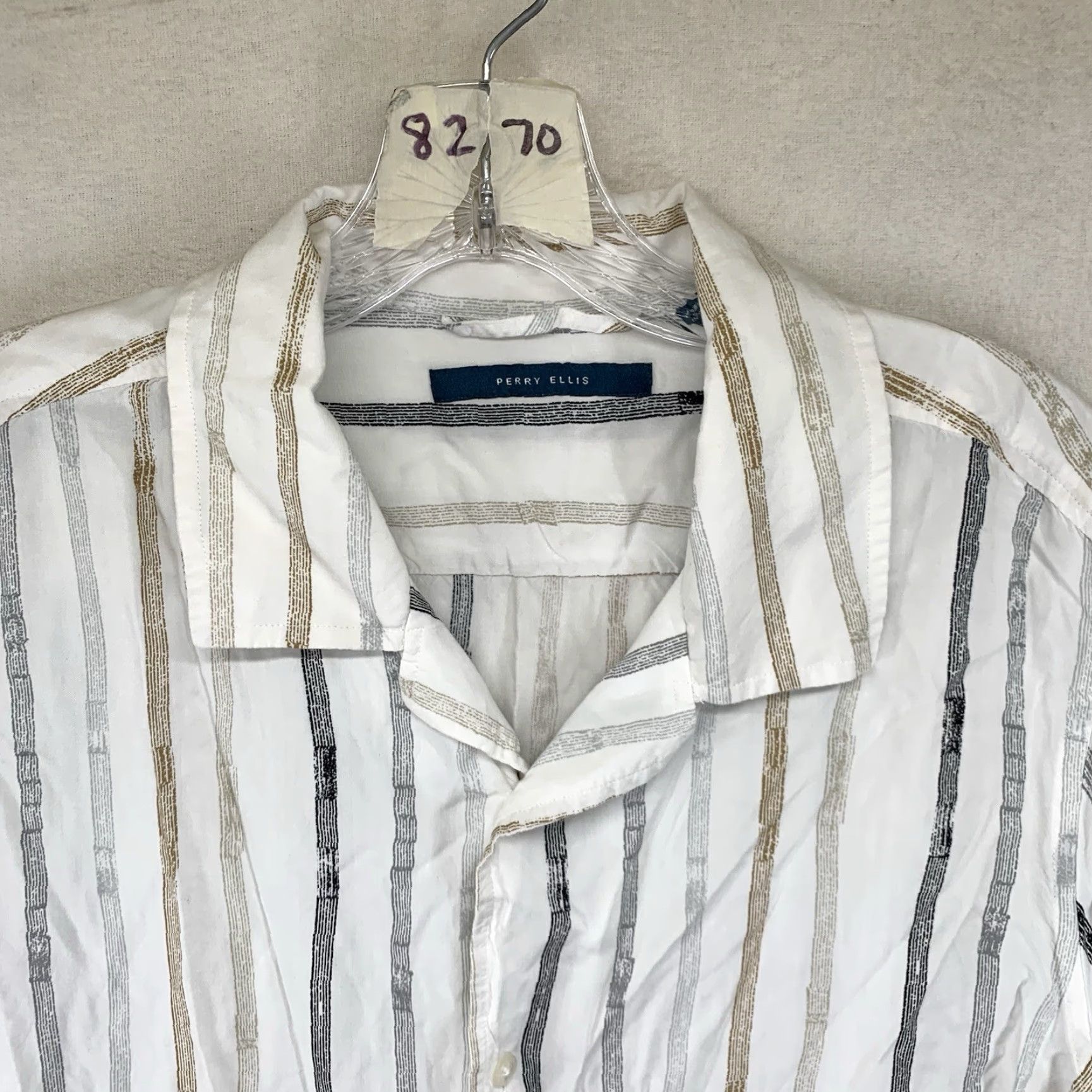 Perry Ellis Vintage Perry Ellis Women's Button-Up Top Casual Short Sleeve Rayon Geometric Pattern Bohemian Style L Size L / US 10 / IT 46 - 6 Thumbnail
