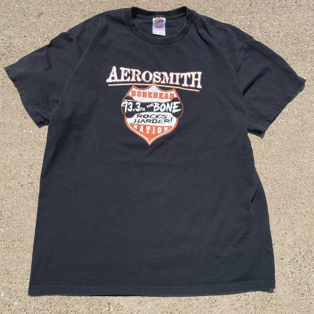 Fruit Of The Loom Vintage Aerosmith 93.3 FM Bonehead Nation Tee XL Size US XL / EU 56 / 4 - 1 Thumbnail