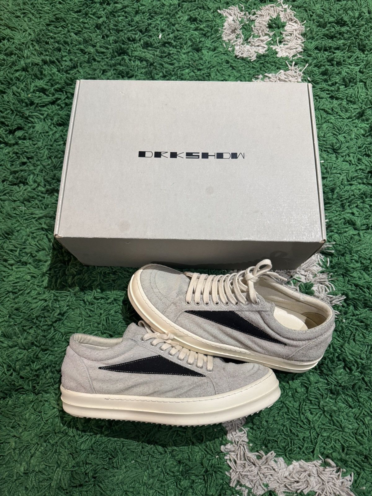 Rick Owens Rick Owen's Low Top Sneaks Size 43-10US | Grailed Rick Owens Rick Owen's Low Top Sneaks Size 43-10US | Grailed