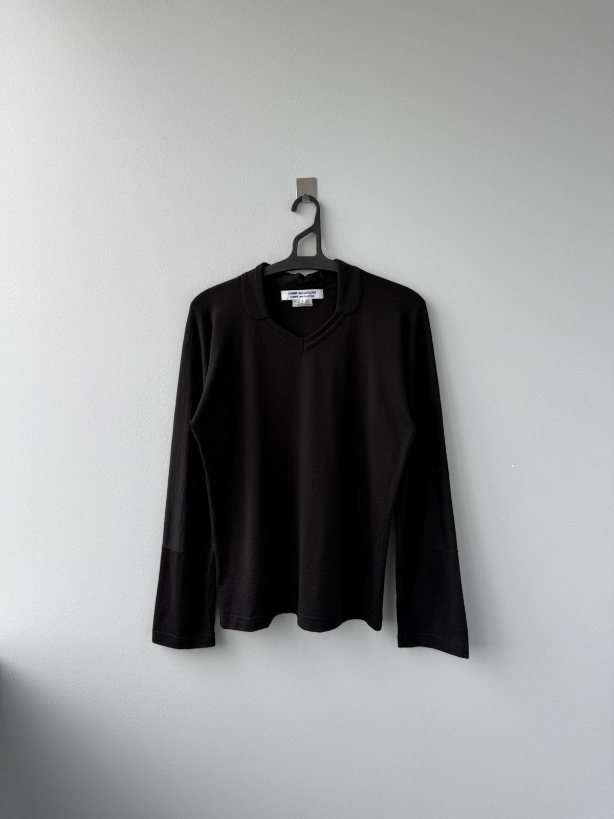Comme des Garcons Comme Des Garcons Sweater Size S / US 4 / IT 40 - 1 Thumbnail