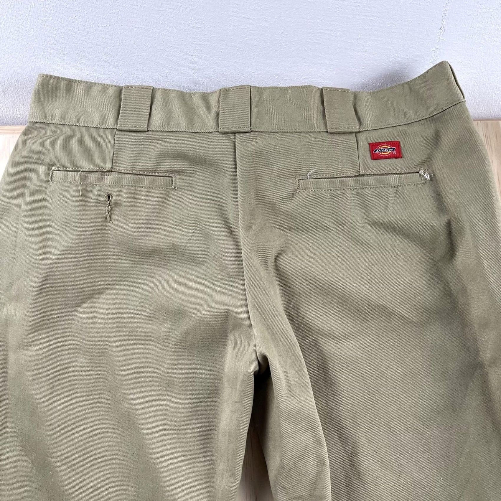 Dickies Dickies Pants Mens 10 Reg Beige Chino Flat Front Straight Leg Casual Workwear Mens Regular Large Beige Chino Straight Leg Dickies 774 Original Fit Size US 31 - 2 Thumbnail