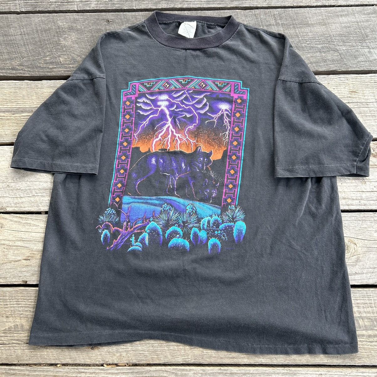 Vintage Vintage 90s Wolf Nature Lightning Boxy Fit Faded T Shirt Size US XL / EU 56 / 4 - 1 Thumbnail