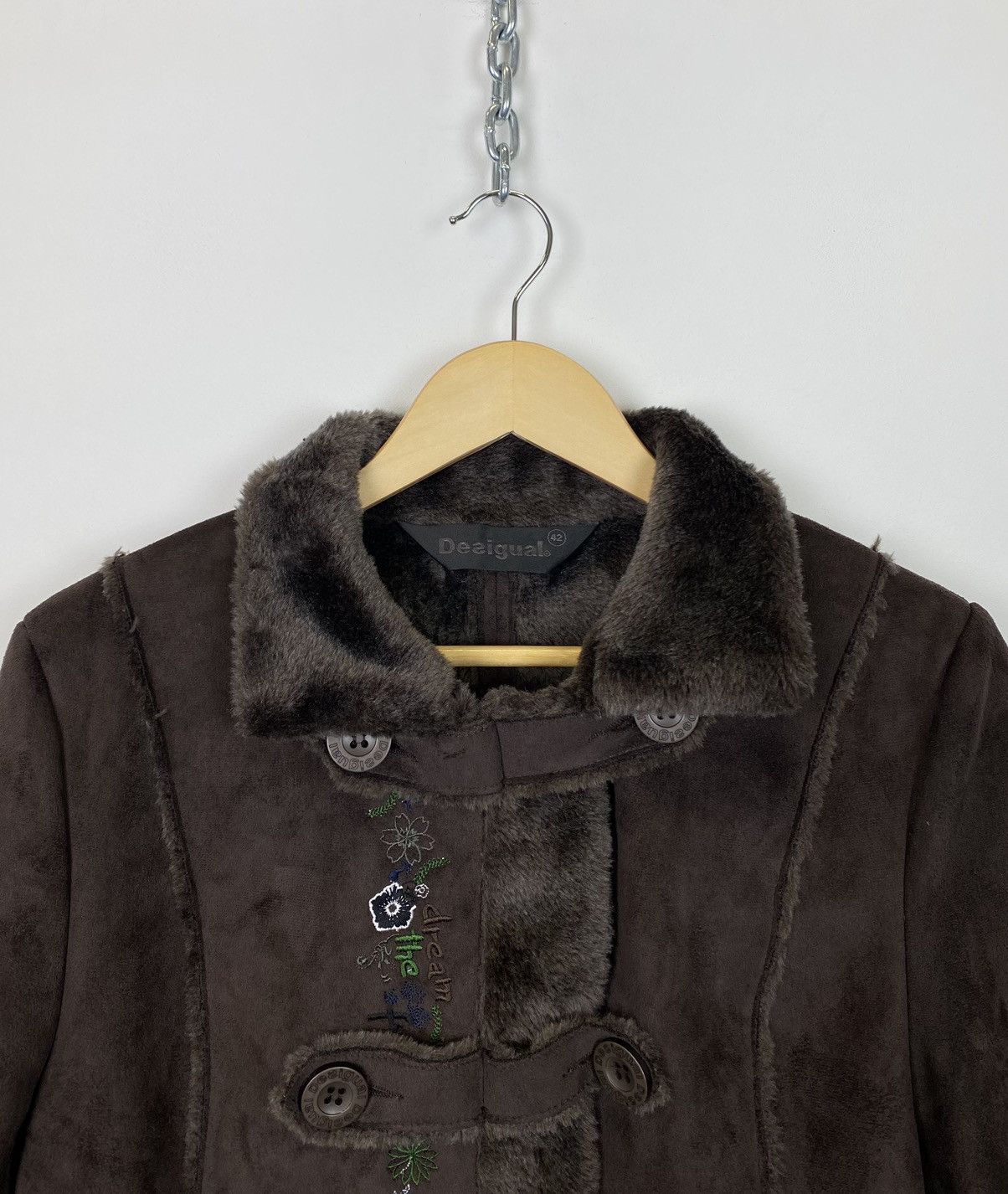 Desigual Vintage Y2K Desigual Faux Fur Brown Short Coat Jacket Floral Size M / US 6-8 / IT 42-44 - 2 Thumbnail