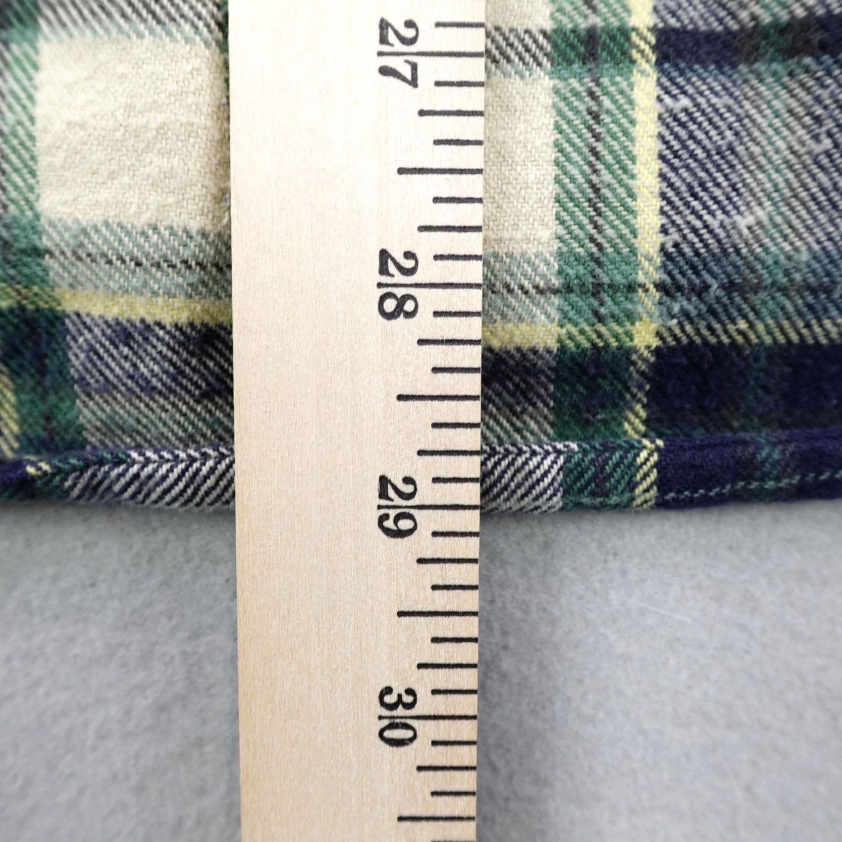 J.Crew VINTAGE J.CREW Shirt Mens M Green Beige Plaid Flannel Oarsman Button Up Size US M / EU 48-50 / 2 - 5 Thumbnail
