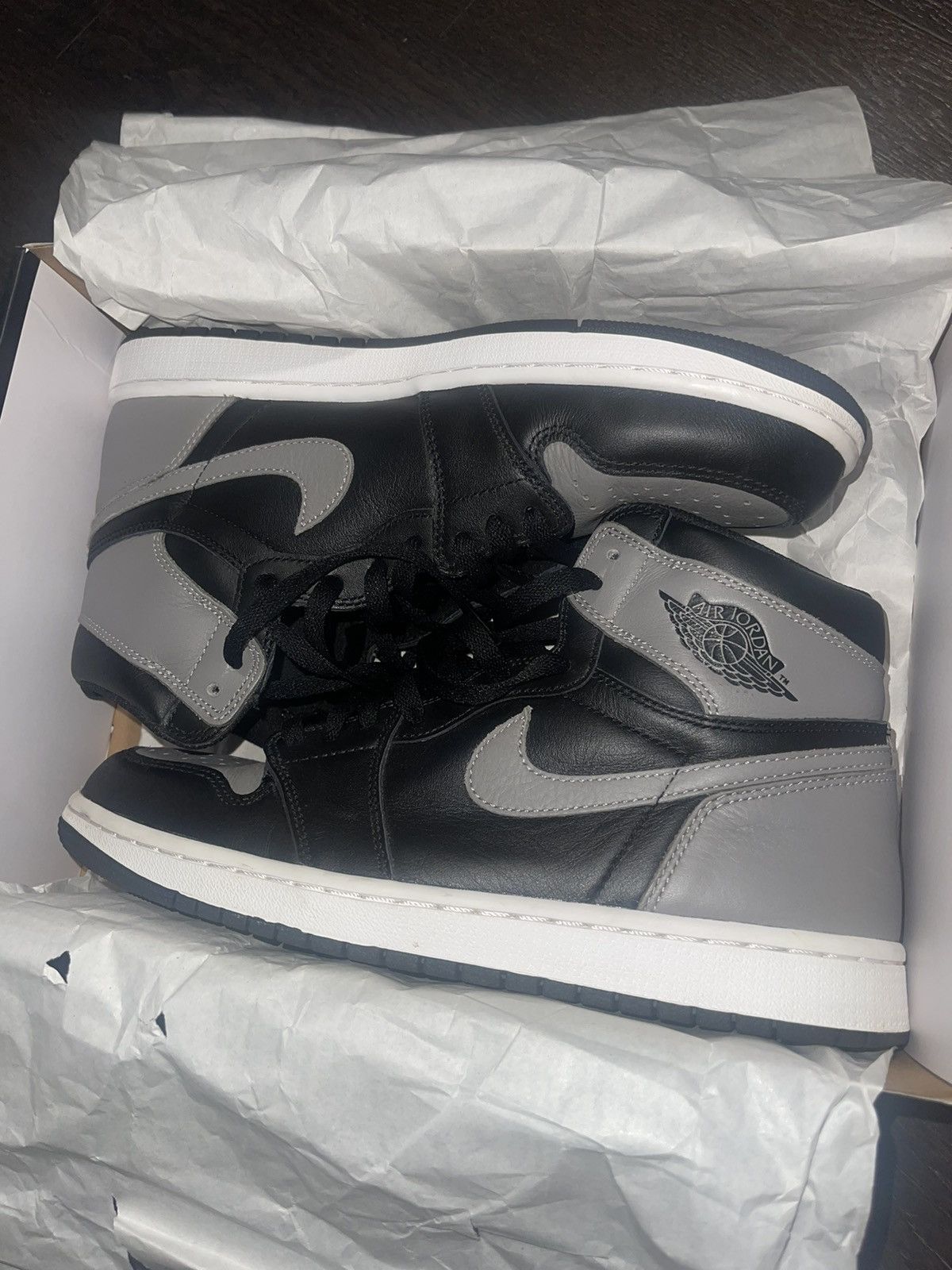 Air Jordan 1 Retro “Shadows”
