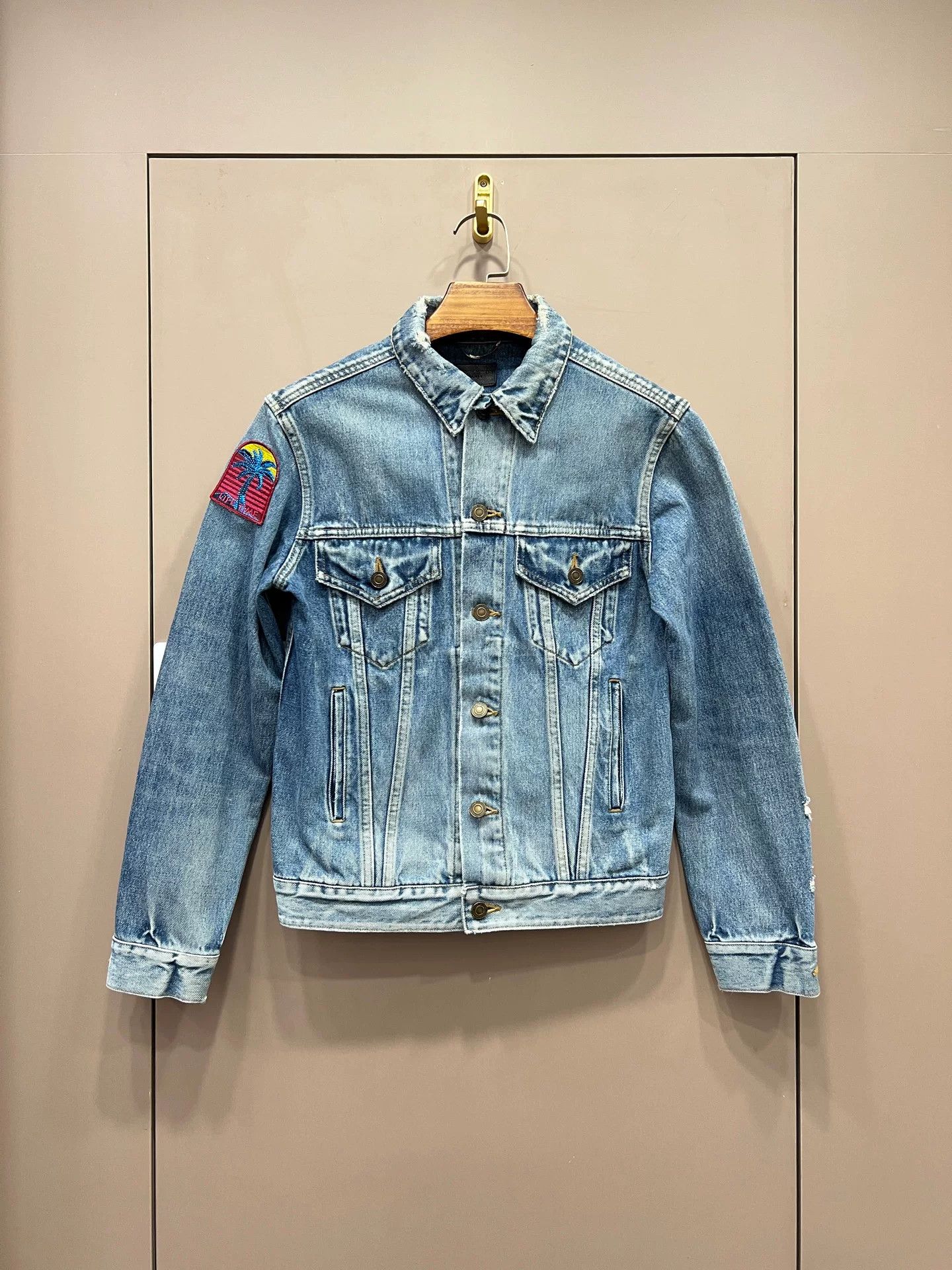 Saint Laurent Paris Saint Laurent Blue Washed Denim Jacket Size US S / EU 44-46 / 1 - 1 Thumbnail