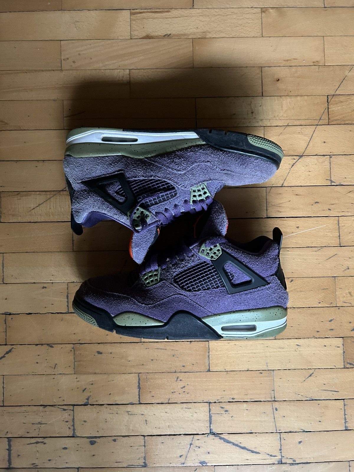 Jordan Brand Jordan 4 Canyon Purple Size US 9 / EU 42 - 1 Thumbnail