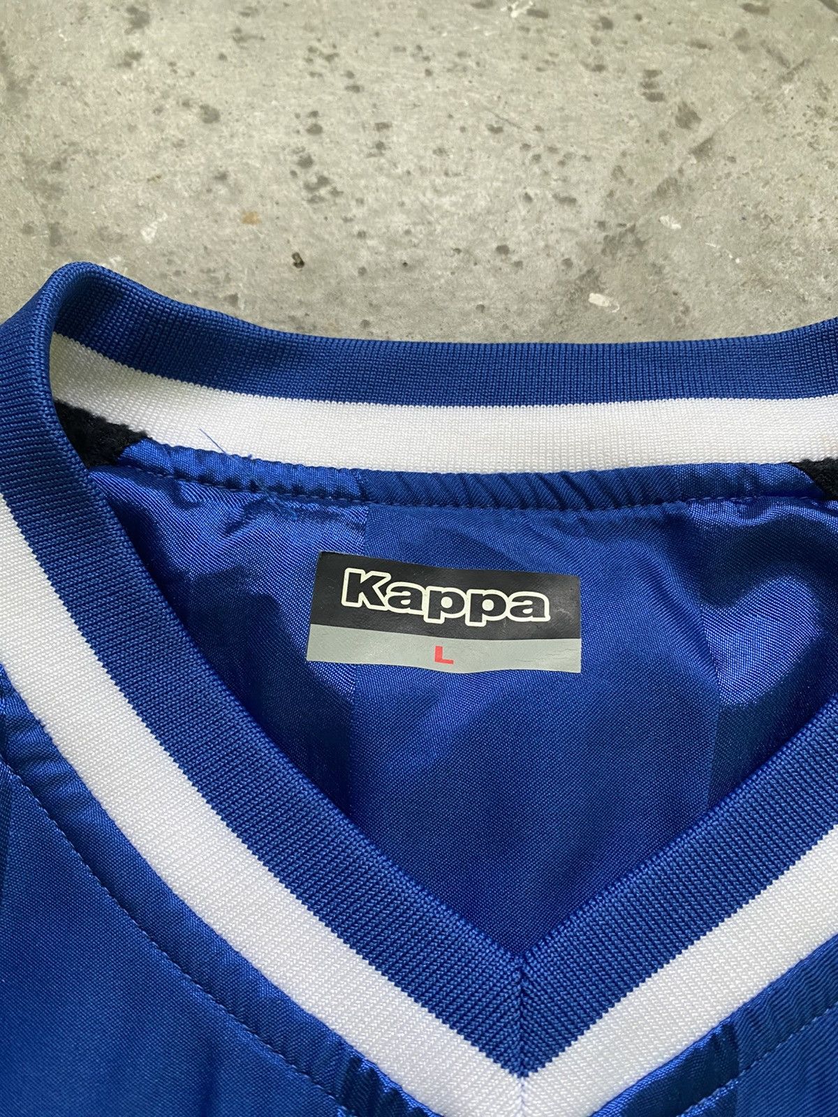 Kappa Vintage Kappa Italy Side Tape V Neck Jersey Size US L / EU 52-54 / 3 - 10 Thumbnail