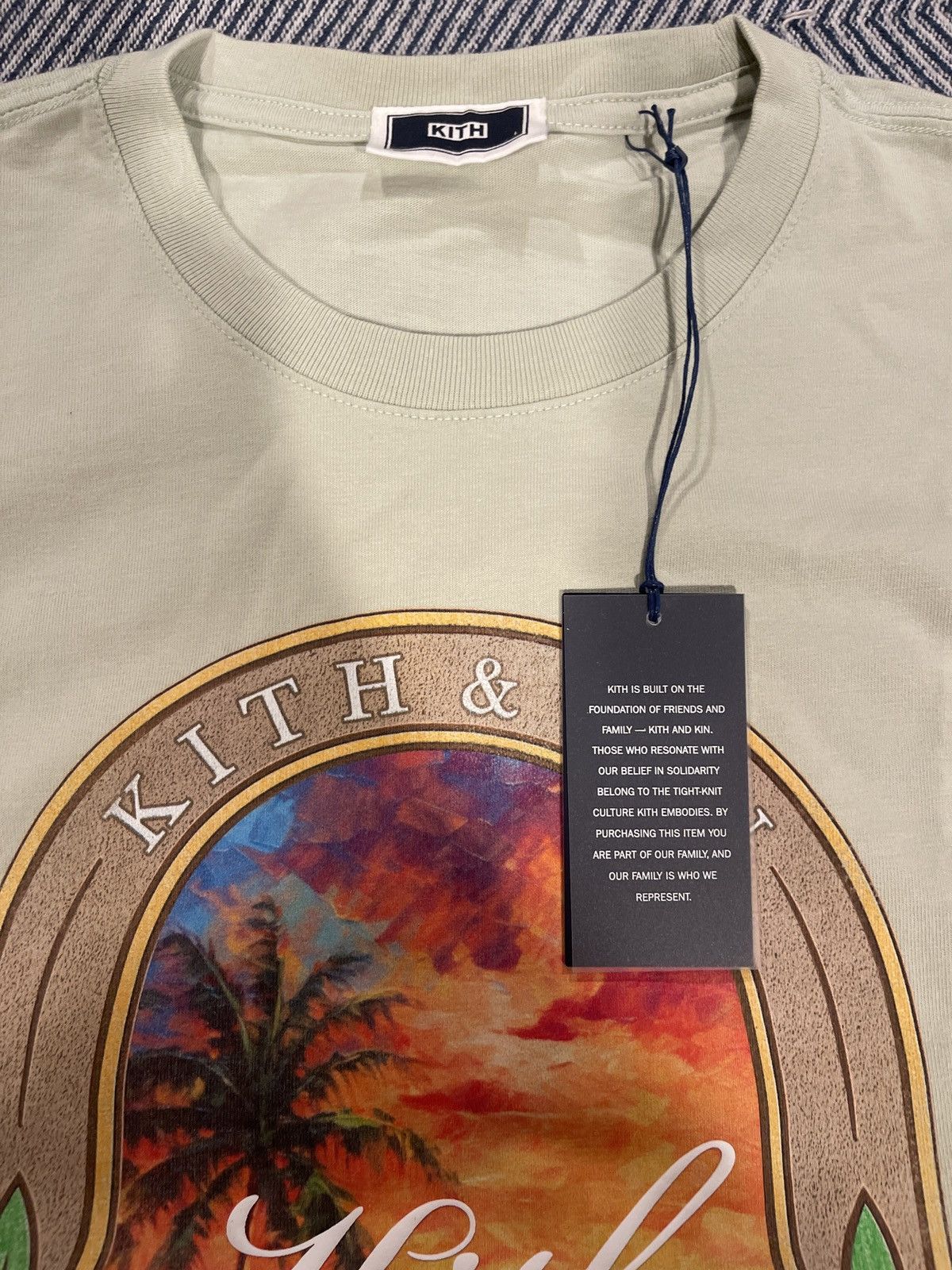 Kith Hawaii Exclusive Hawaii Vintage T Shirt Size L