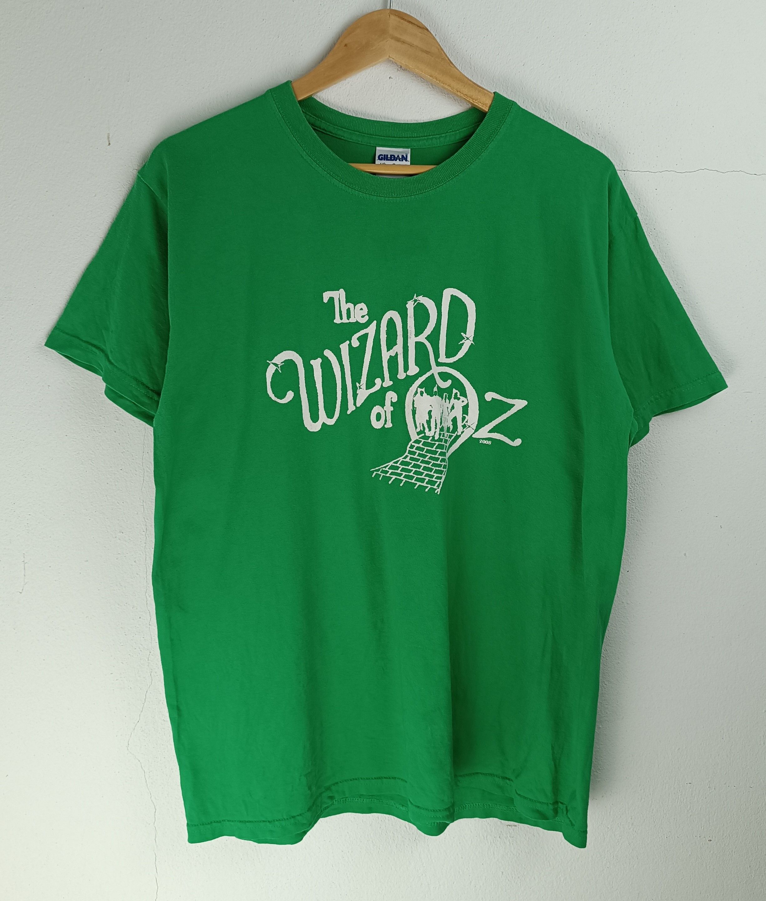 Vintage VINTAGE WIZARD OF OZ THEATER CREW HIGH SCHOOL DRAMA TEE Size US L / EU 52-54 / 3 - 3 Thumbnail