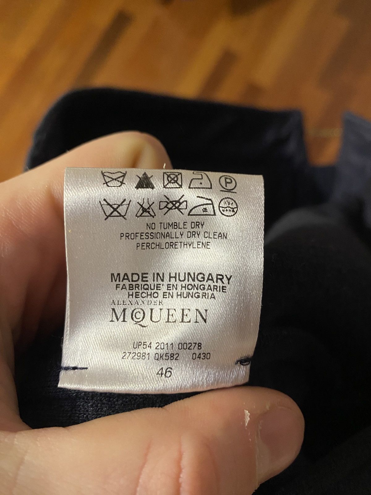 Alexander McQueen Navy Alexander Mcqueen trousers Size US 30 / EU 46 - 7 Thumbnail
