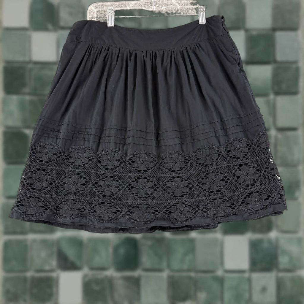 Anthropologie VINTAGE Odille Anthropologie A-Line Skirt Womens Size 14 Black Lace Pleated Lined Zip Up Size 36" / US 14 / IT 50 - 1 Thumbnail