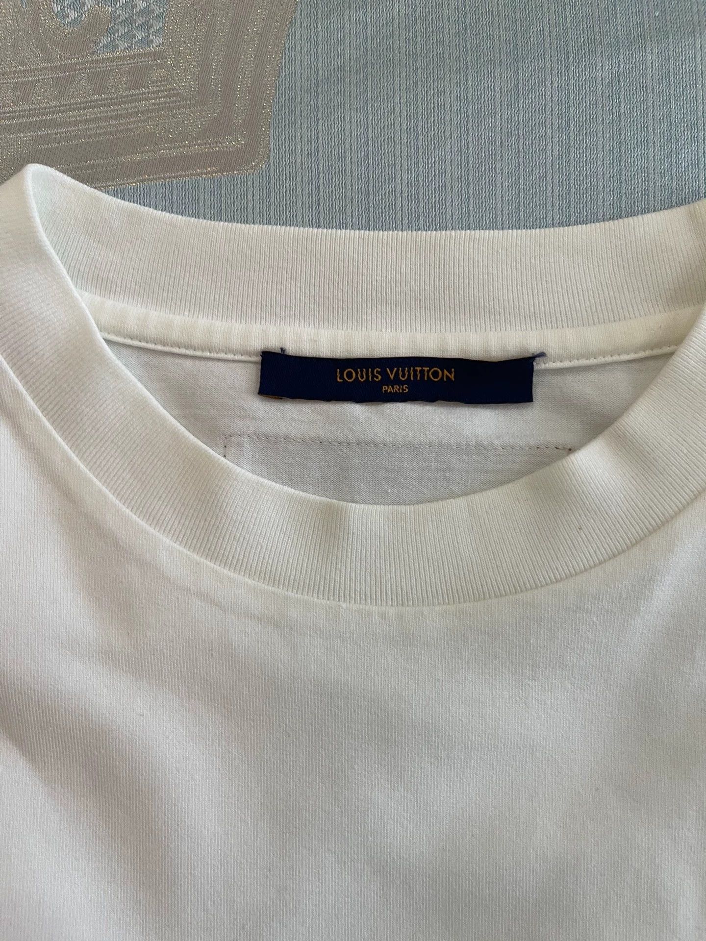 Louis Vuitton LV Classic White Short-sleeve T M Oversized 3D Logo Size US M / EU 48-50 / 2 - 3 Thumbnail