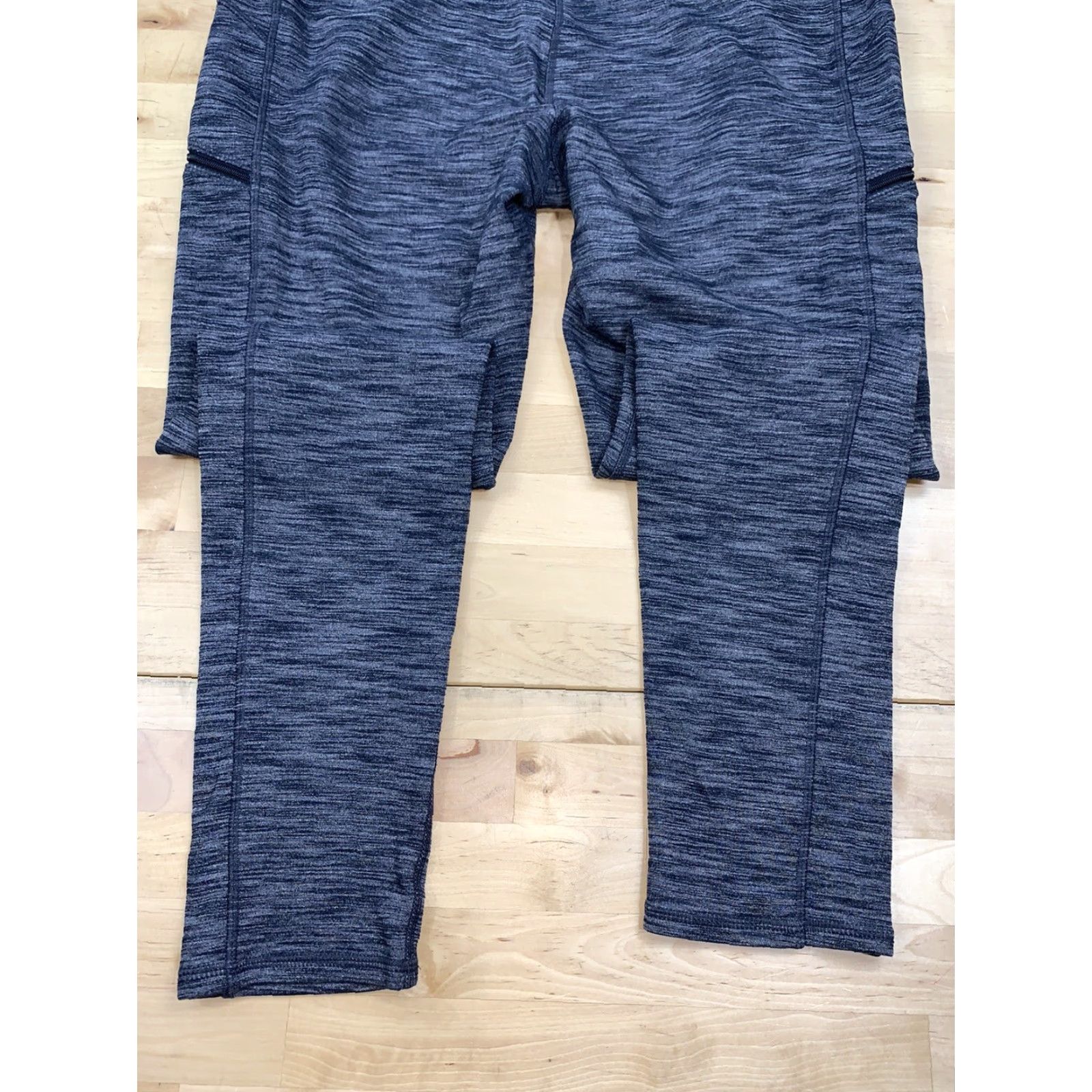 Athleta Athleta Leggings L Gray Pockets Zipper Workout Gym Outdoor Women Size 36" / US 14 / IT 50 - 4 Thumbnail