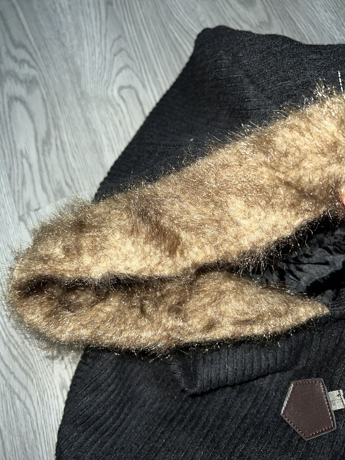Japanese Brand Winter cape with fur hem 🖤🧛🏻‍♀️ Size S / US 4 / IT 40 - 11 Thumbnail