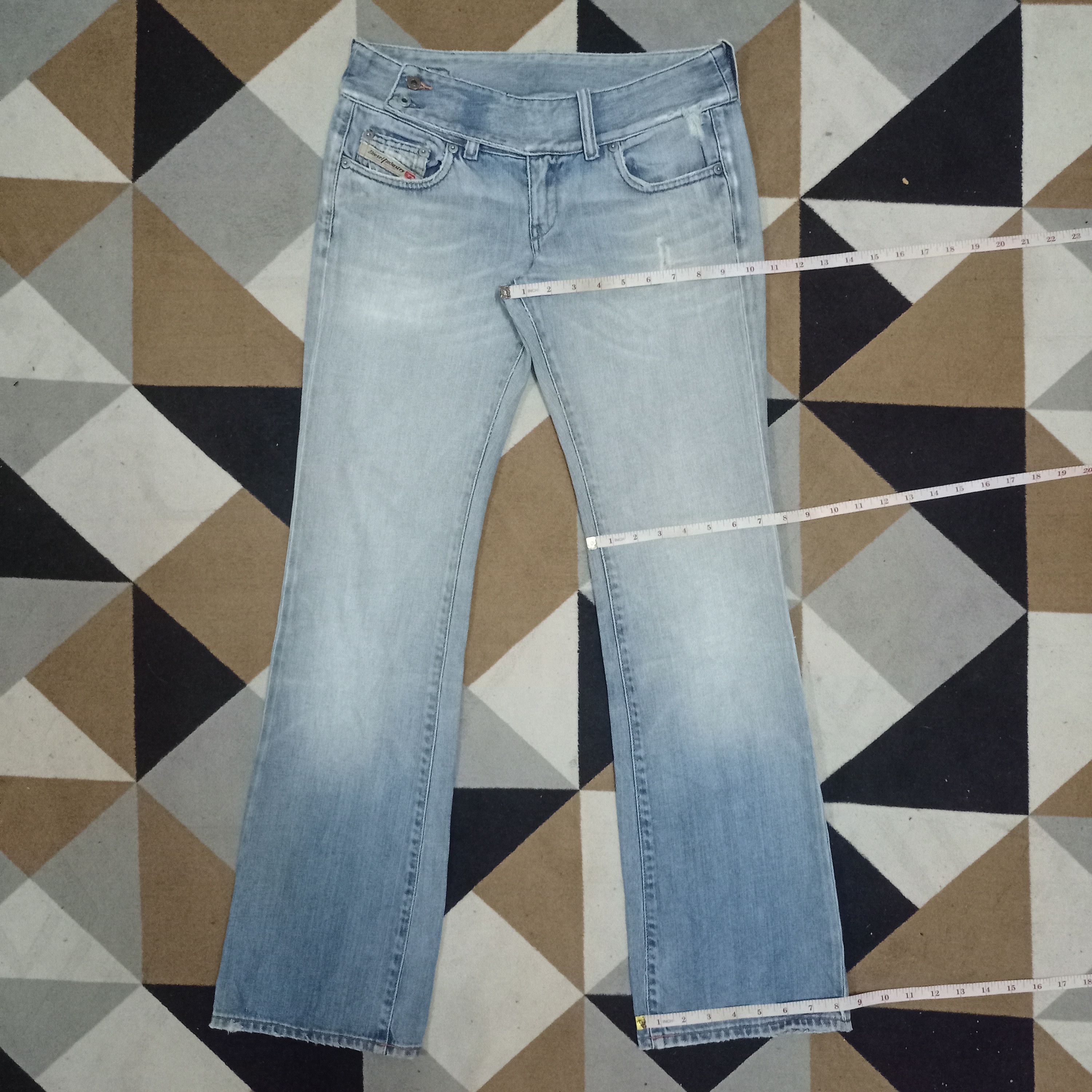 Diesel Vintage Diesel Blue Wash Distressed Flare Jeans Size 30" / US 8 / IT 44 - 10 Thumbnail
