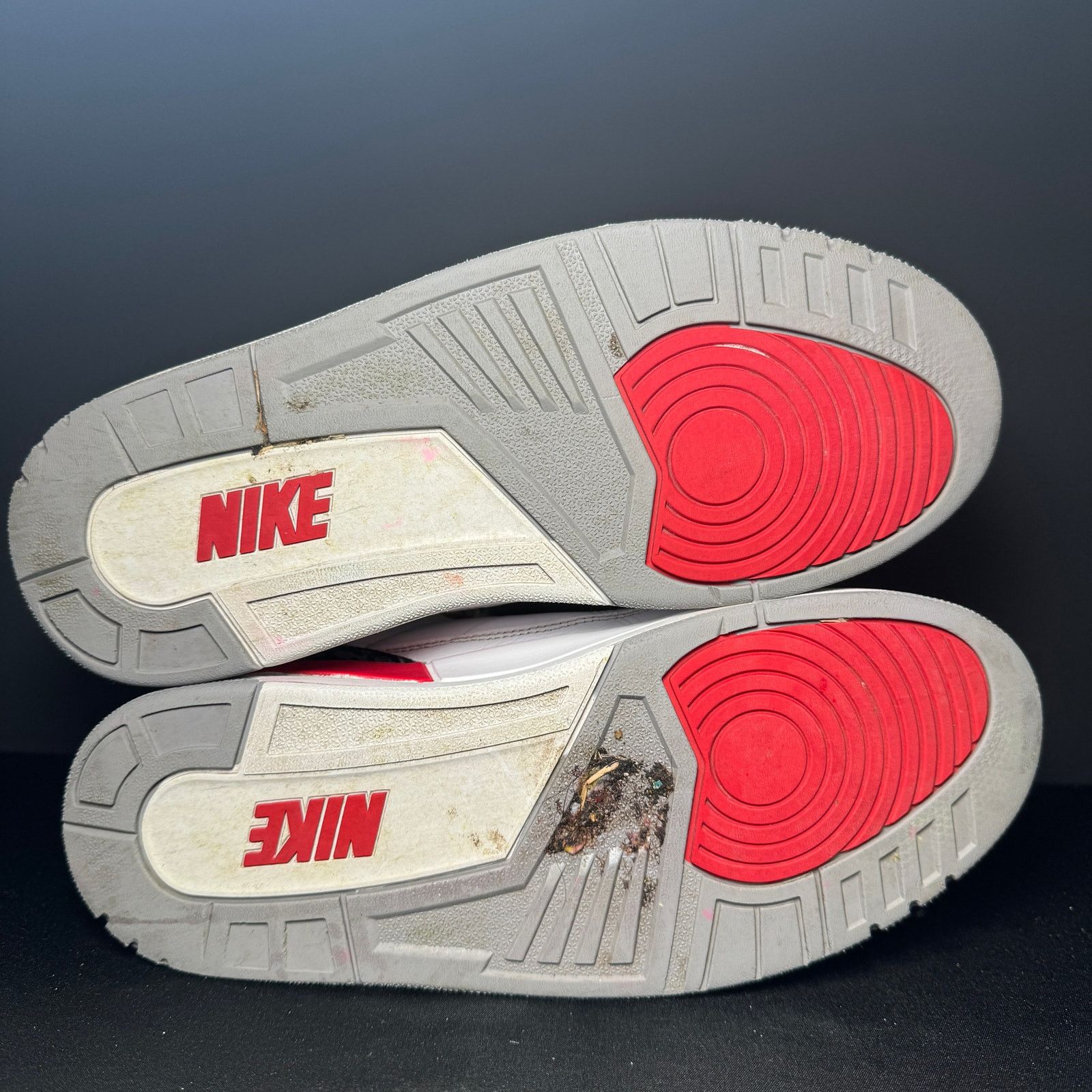 Jordan Brand × Nike Size 9 - Nike Air Jordan 3 Retro Fire Red 2022 Men's Shoes Size US 9 / EU 42 - 6 Thumbnail