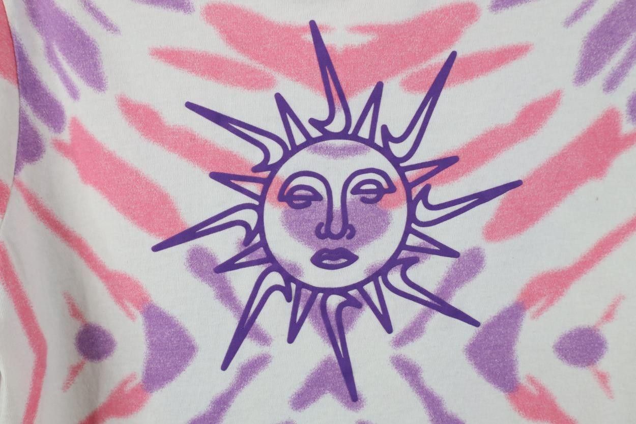 Nike Vintage Y2K Nike Cropped Tie Dye Sun Astrology T-Shirt Size L / US 10 / IT 46 - 4 Thumbnail