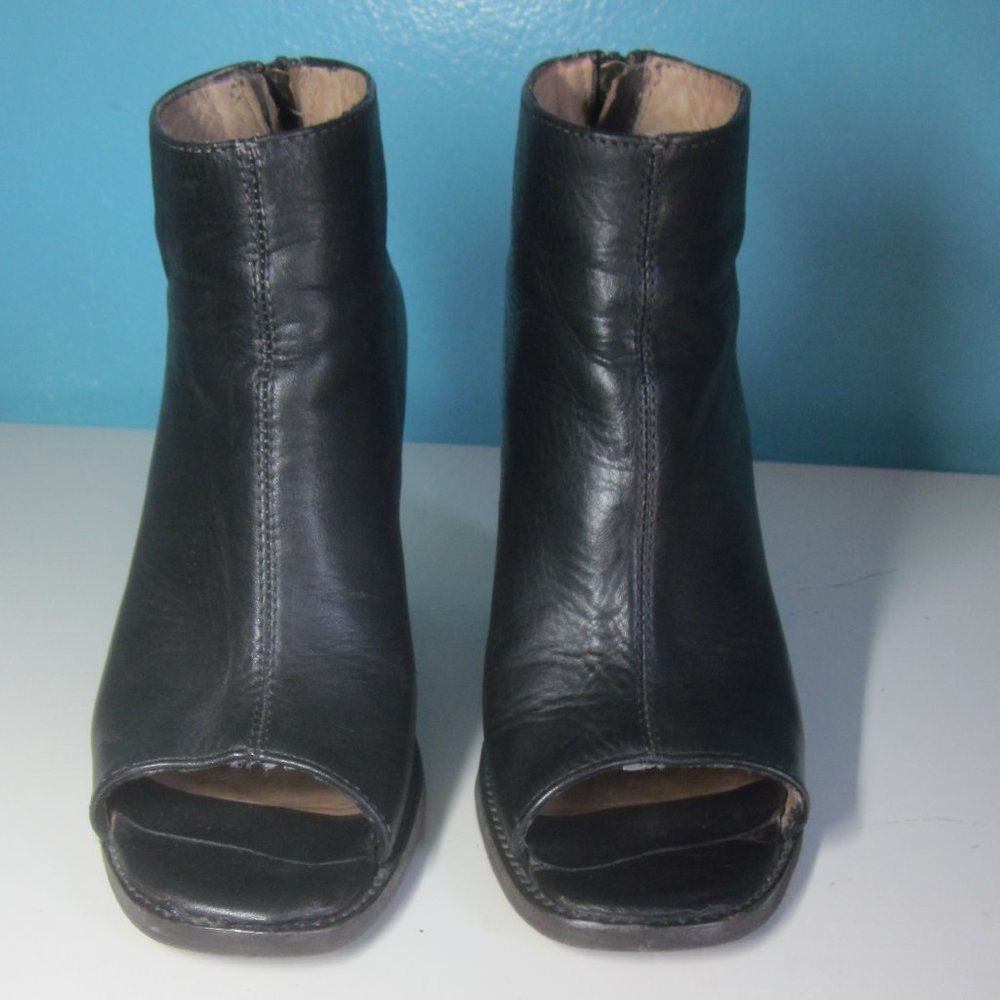 Bed Stu Bed Stu Bench Made Womens Size 8 Peep Toe Black Leather Boots 38.5 EU 3.5" Heel Size US 8 / IT 38 - 5 Thumbnail
