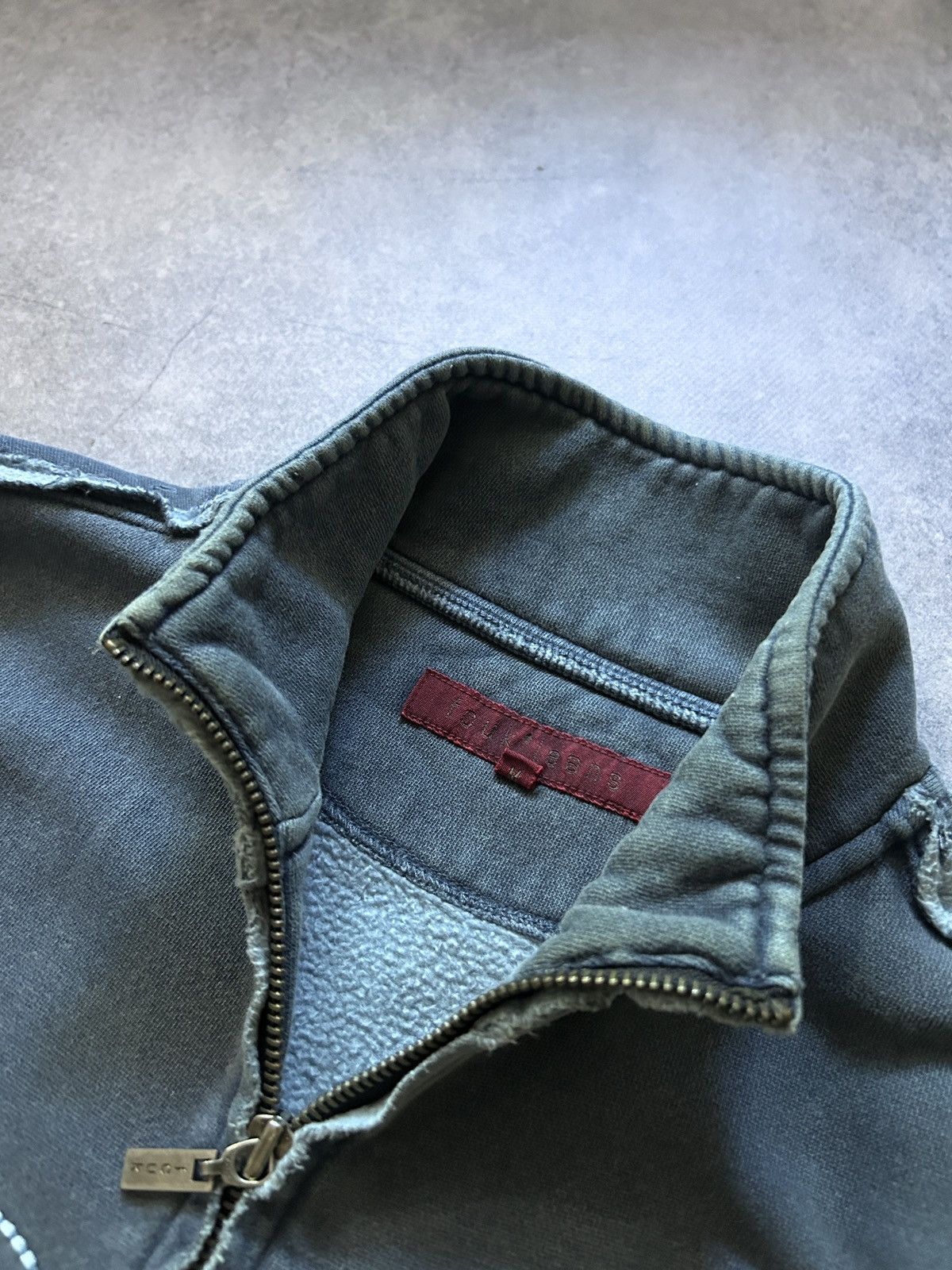 FCUK Vintage Fuck Jeans big logo distressed zip-sweatshirt y2k Size US M / EU 48-50 / 2 - 4 Thumbnail