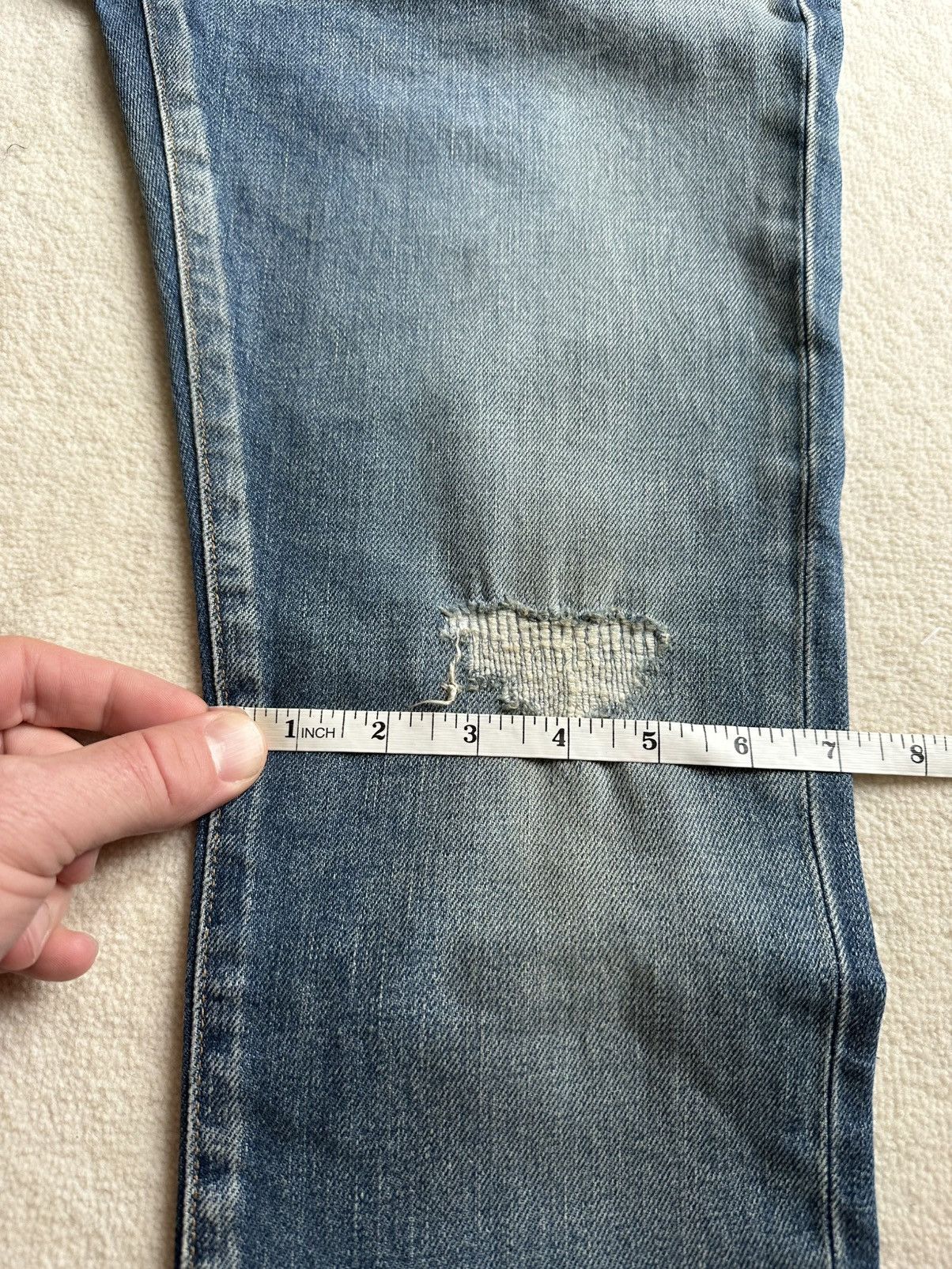 Saint Laurent Paris FW19 Saint Laurent distressed ripped jeans BNWT 30 D02 Size US 30 / EU 46 - 4 Thumbnail