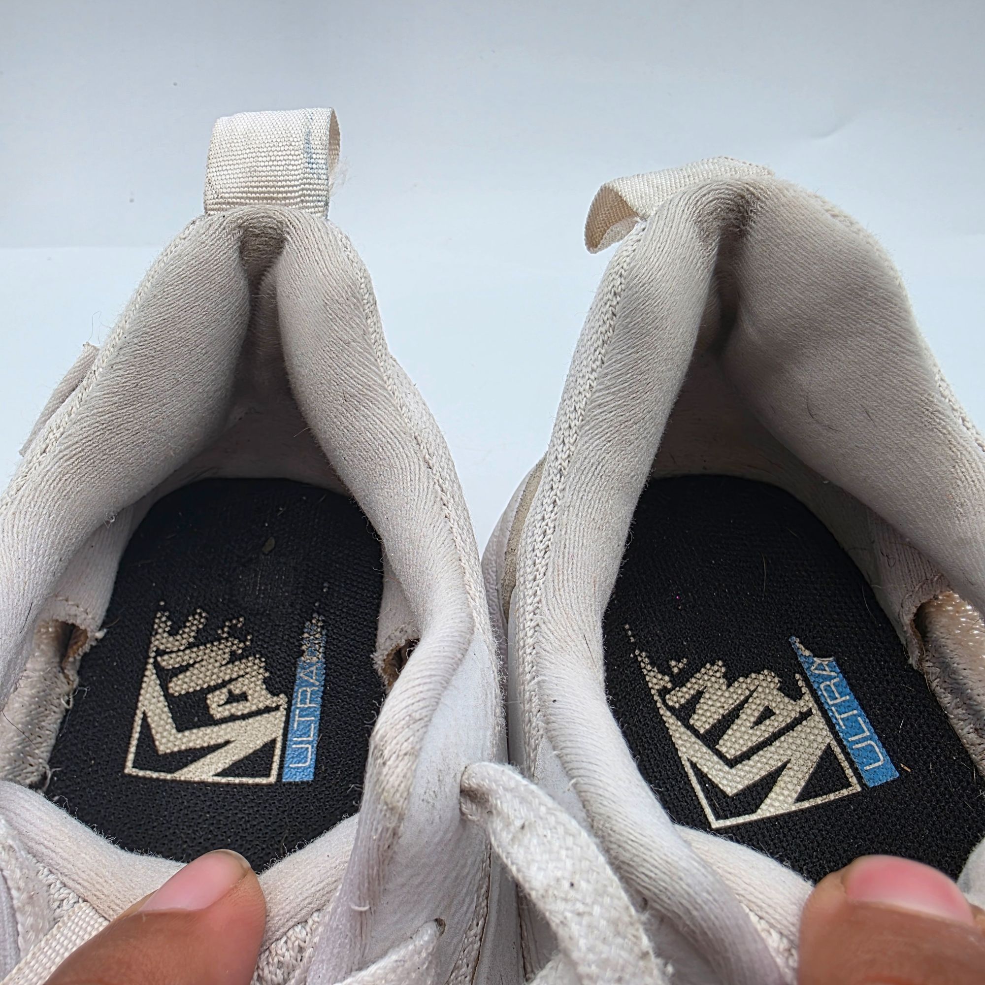 Vans Vans UltraRange Womens 8 White Athletic Shoes Lightweight Ca Size US 8 / IT 38 - 9 Thumbnail