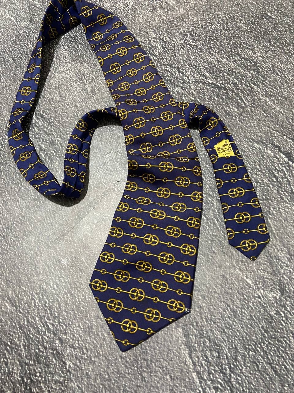 Hermes Vintage Hermes Mors et Gourmettes silk tie Size ONE SIZE - 1 Thumbnail