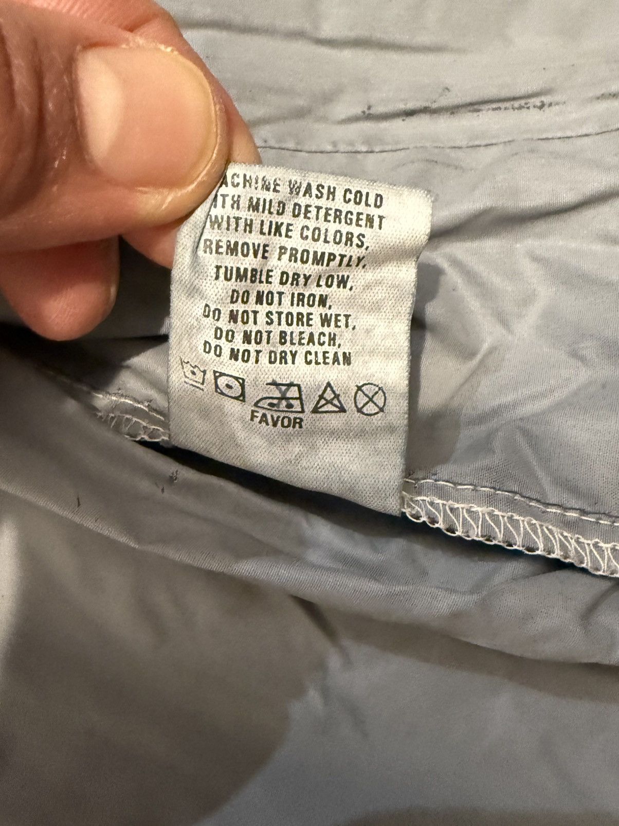 Columbia ***FINAL DROP***RARE 1997 COLUMBIA PACKABLE RAIN JACKET M/L Size US L / EU 52-54 / 3 - 16 Thumbnail